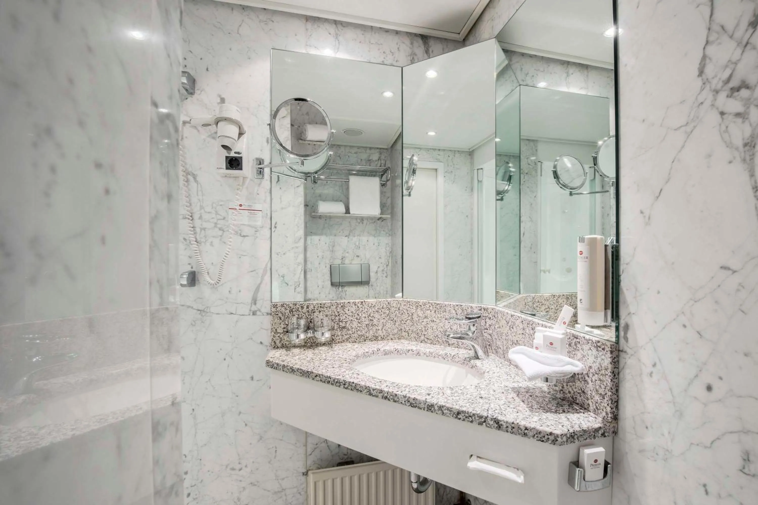 Bathroom in Best Western Premier Hotel Villa Stokkum