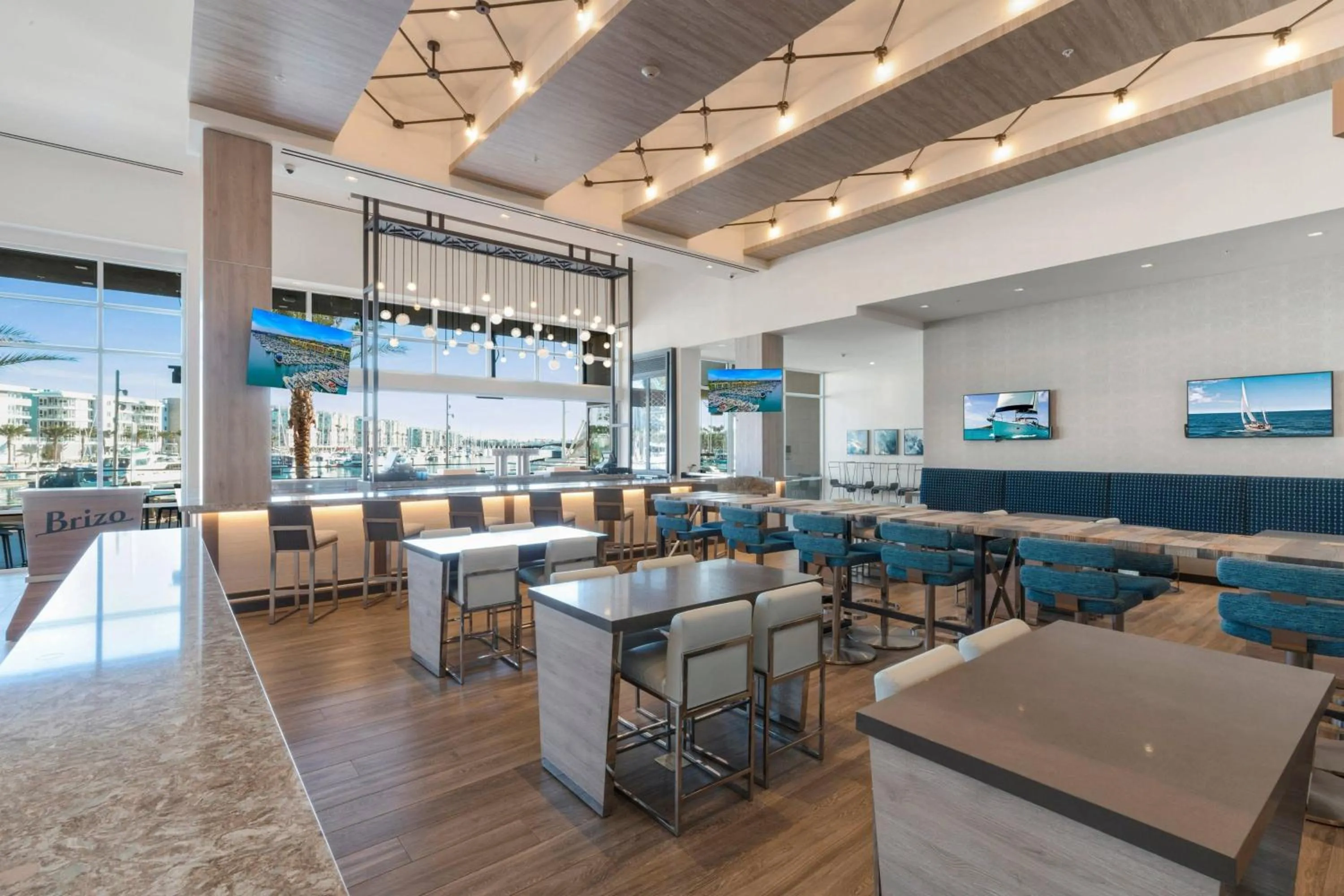 Lounge or bar in Residence Inn by Marriott Marina del Rey