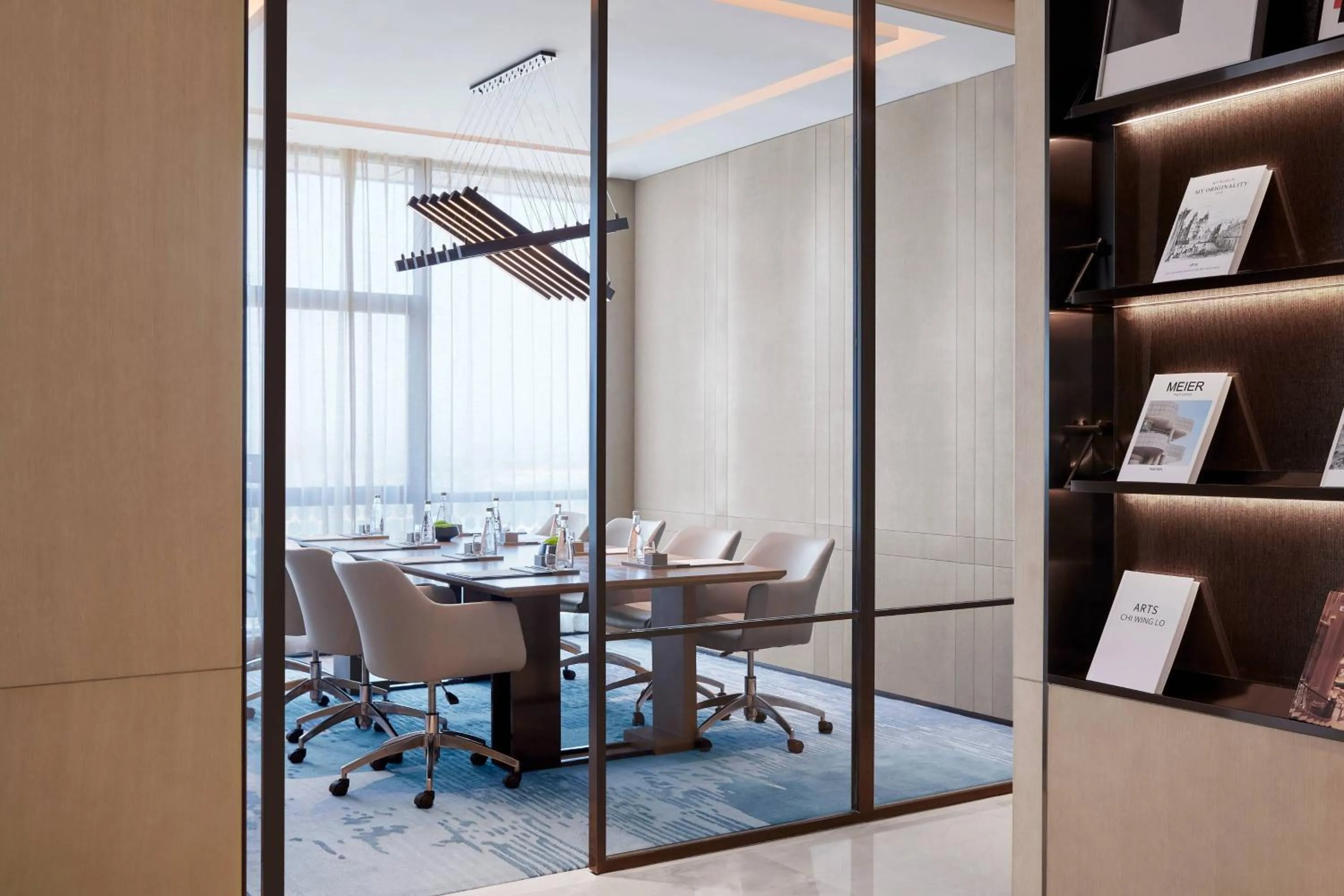 Lounge or bar in Courtyard by Marriott Qinhuangdao West