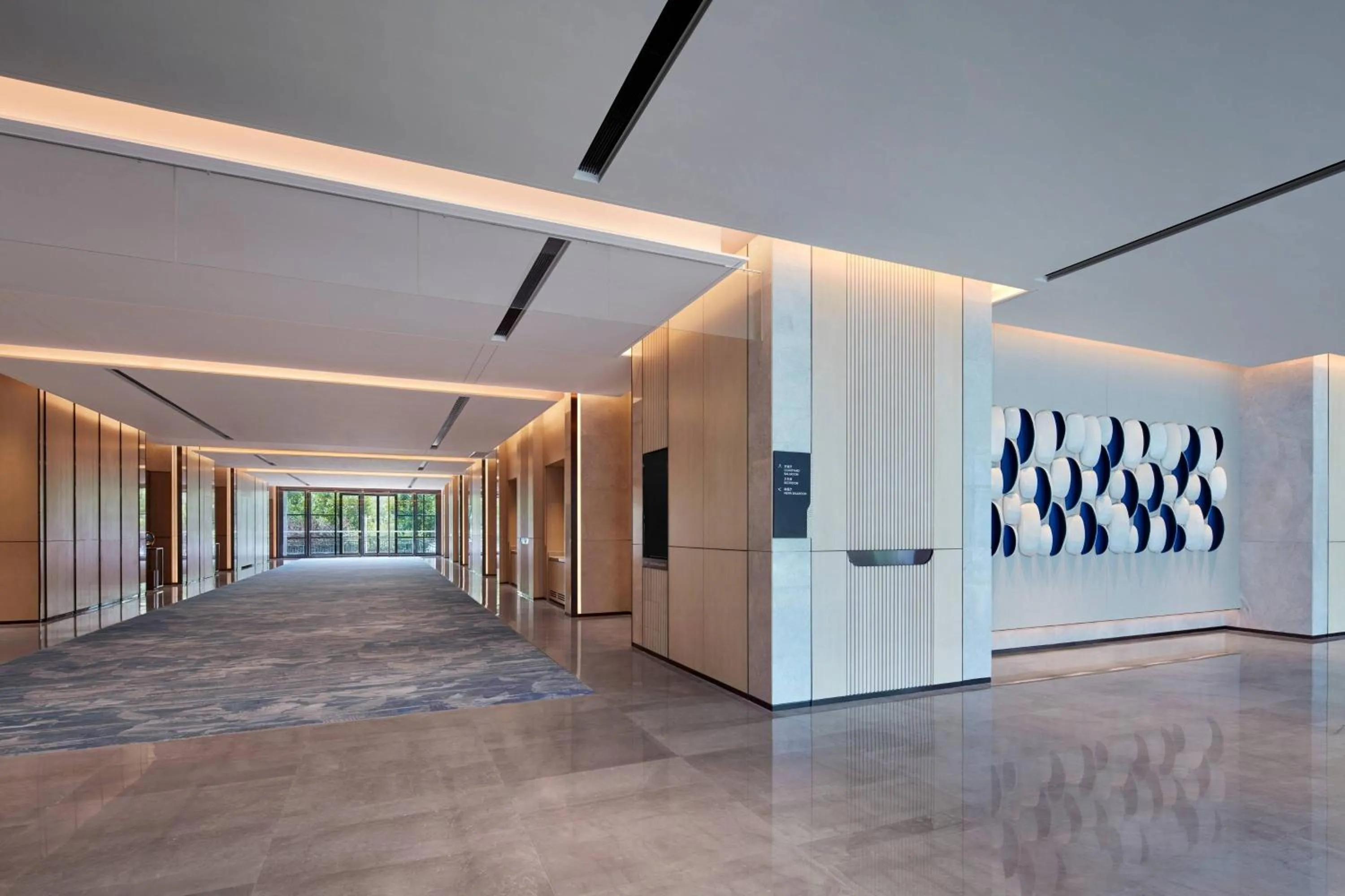 Meeting/conference room in Courtyard by Marriott Qinhuangdao West