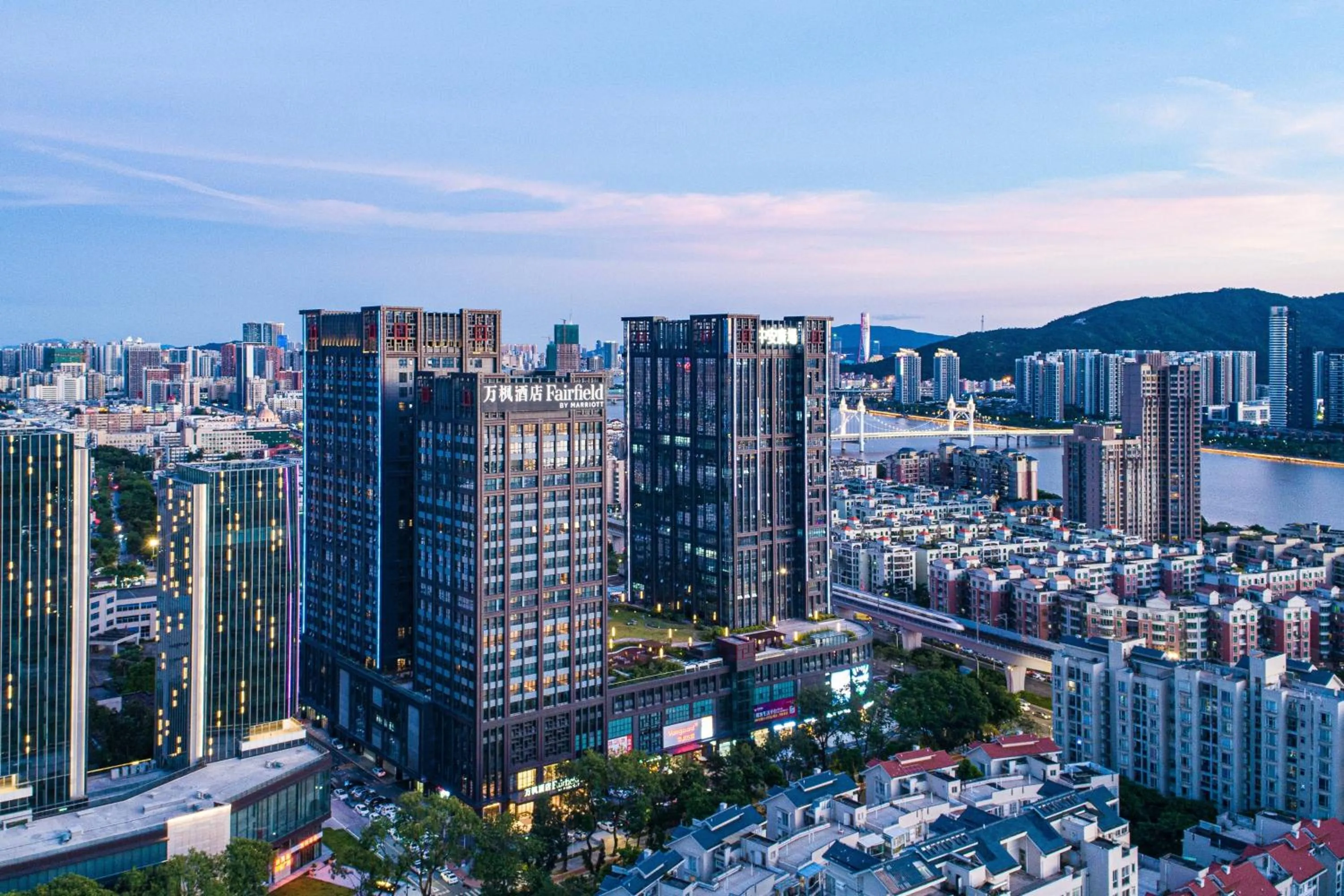 Property building in Fairfield by Marriott Zhuhai Xiangzhou