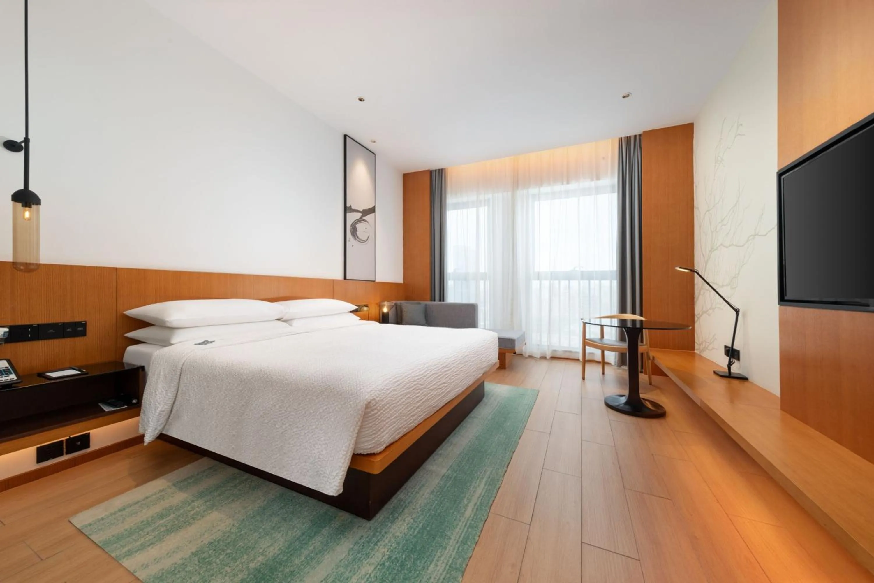 Photo of the whole room, Bed in Fairfield by Marriott Zhuhai Xiangzhou