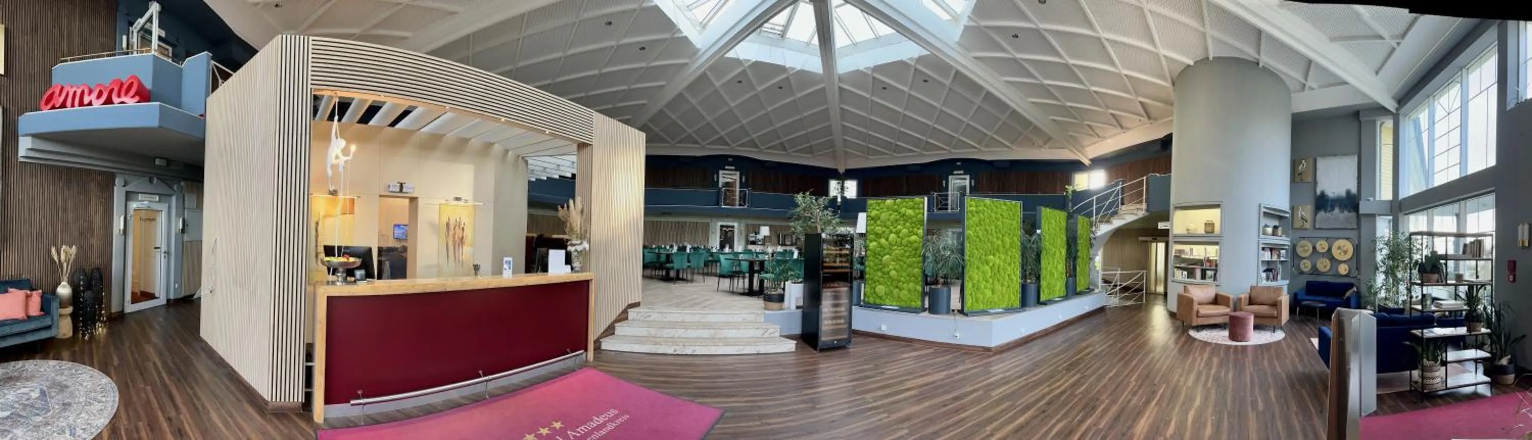 Lobby or reception in Atrium Hotel Amadeus