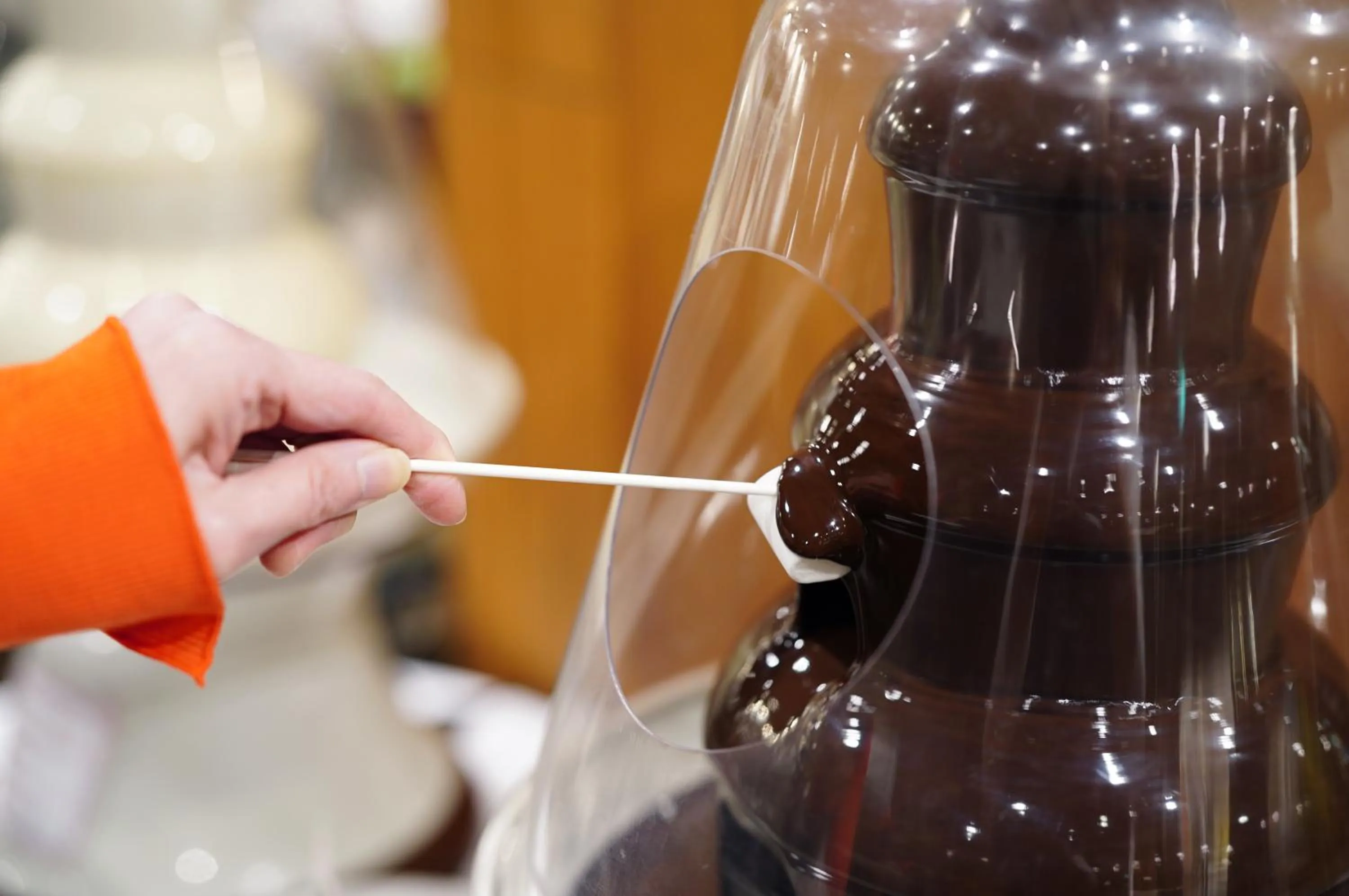 Restaurant/places to eat in Silk Hotel