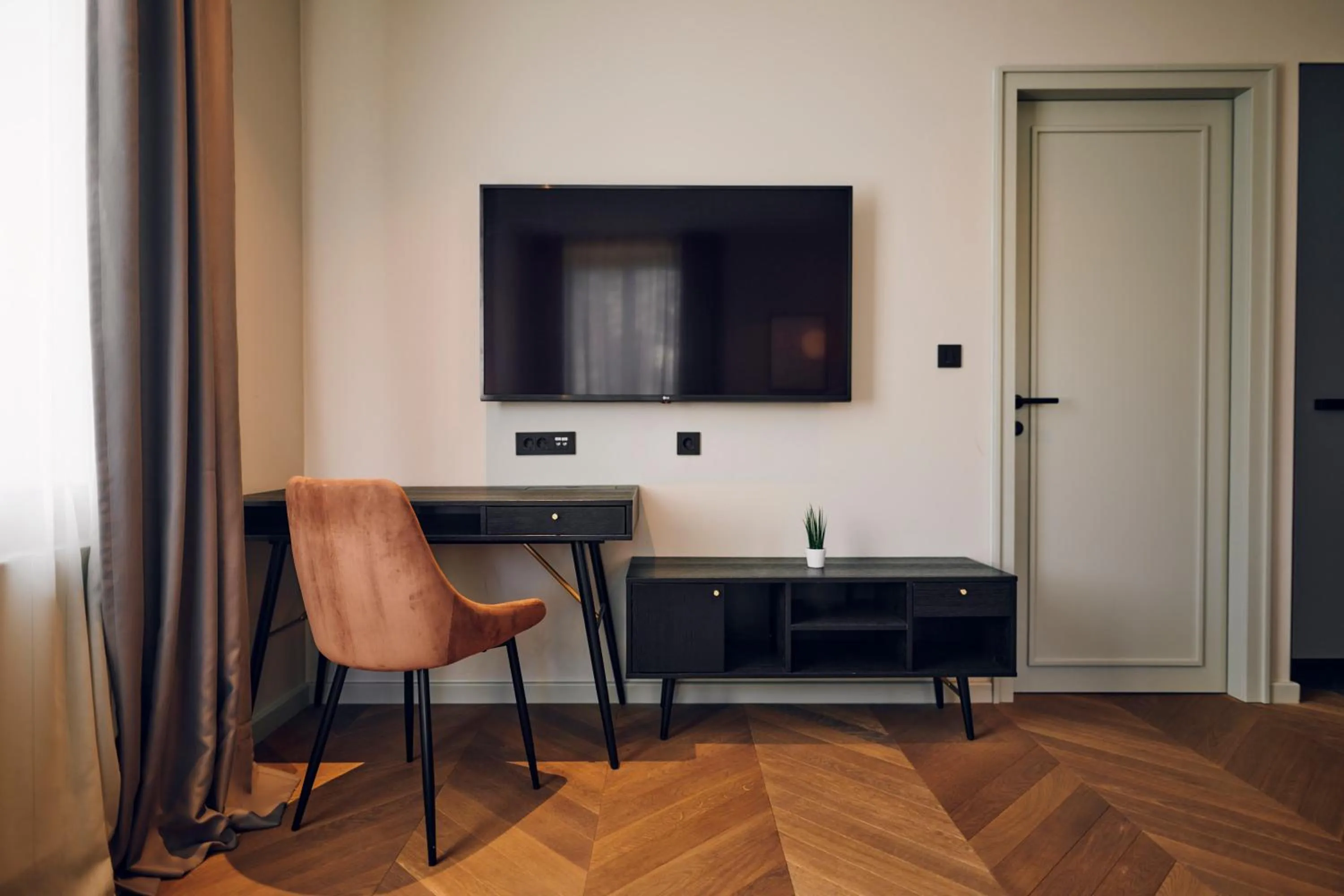 TV and multimedia in Hotel Republika