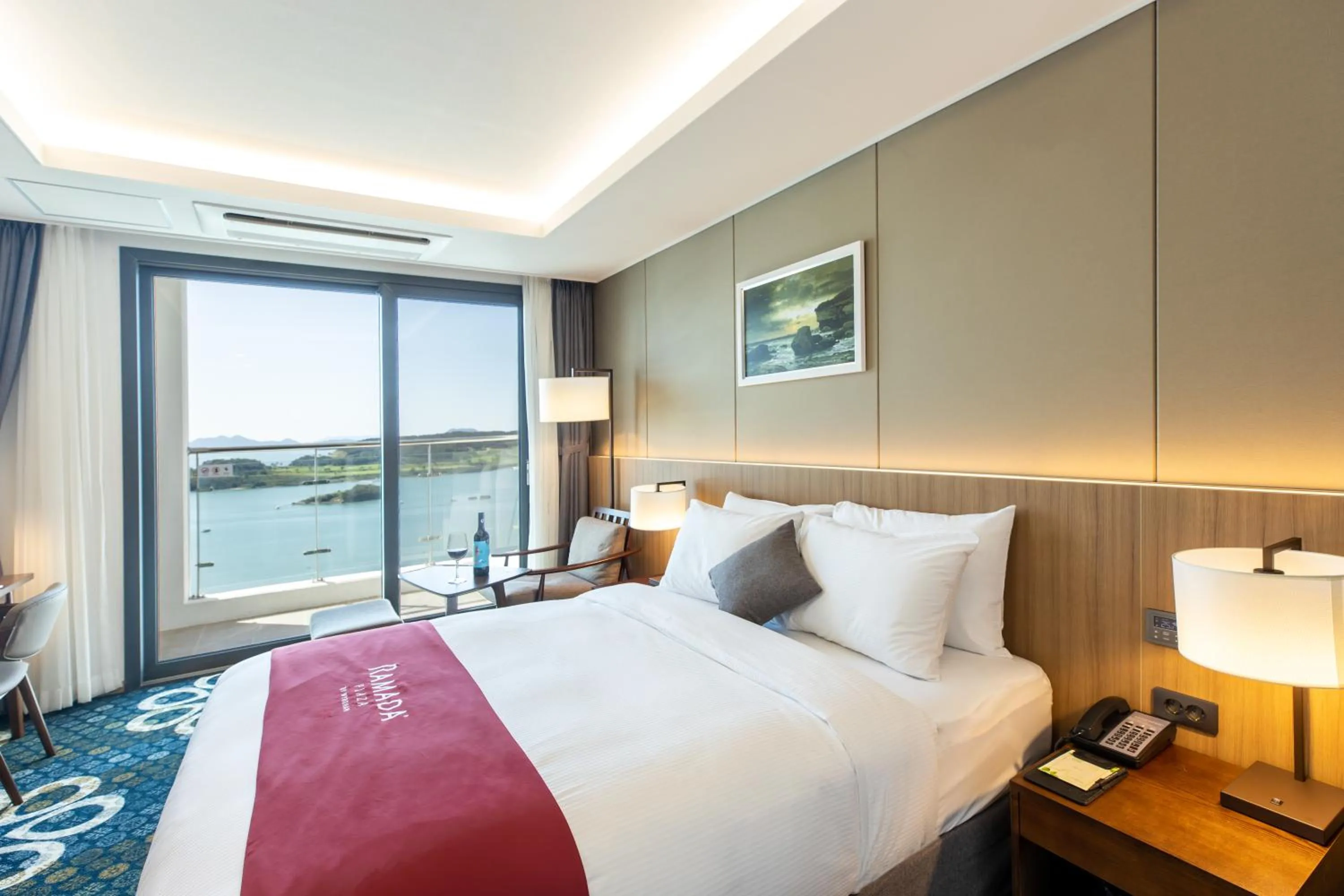 Bed in Ramada Plaza by Wyndham Dolsan Yeosu