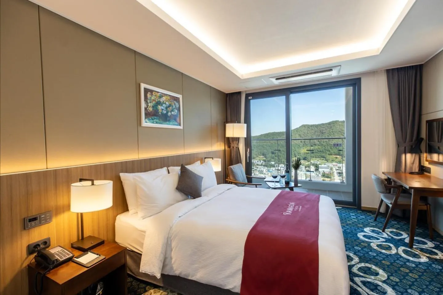 Bed in Ramada Plaza by Wyndham Dolsan Yeosu