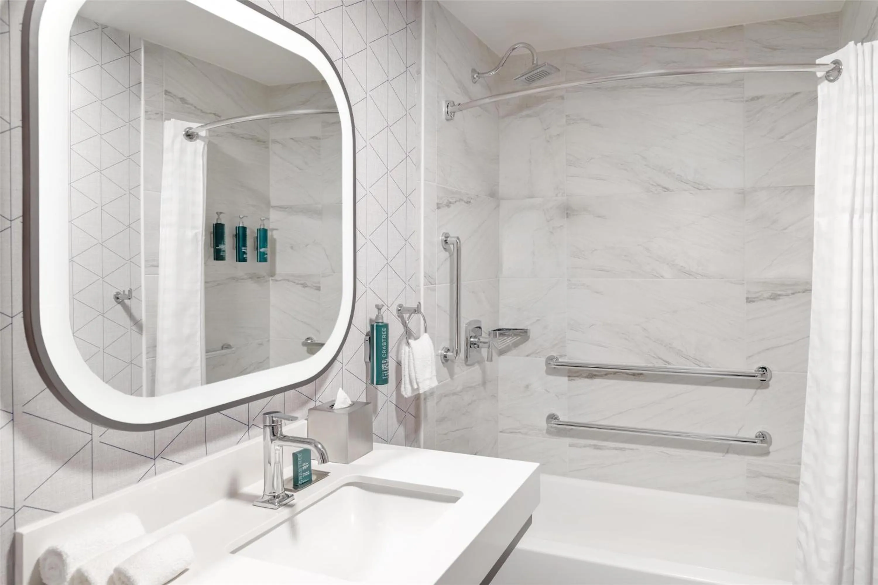 Bathroom in Doubletree By Hilton Owatonna