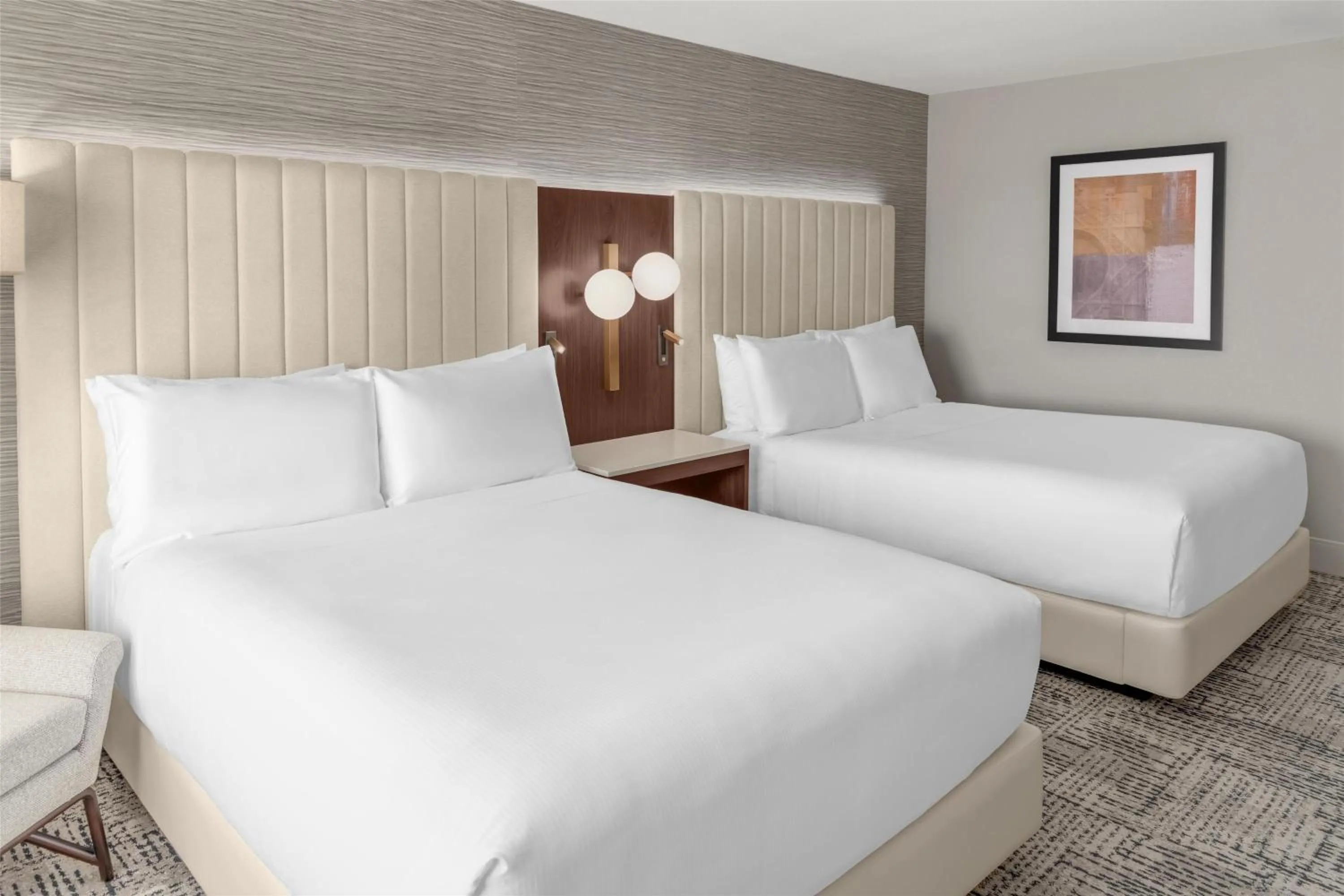 Bed in Doubletree By Hilton Owatonna