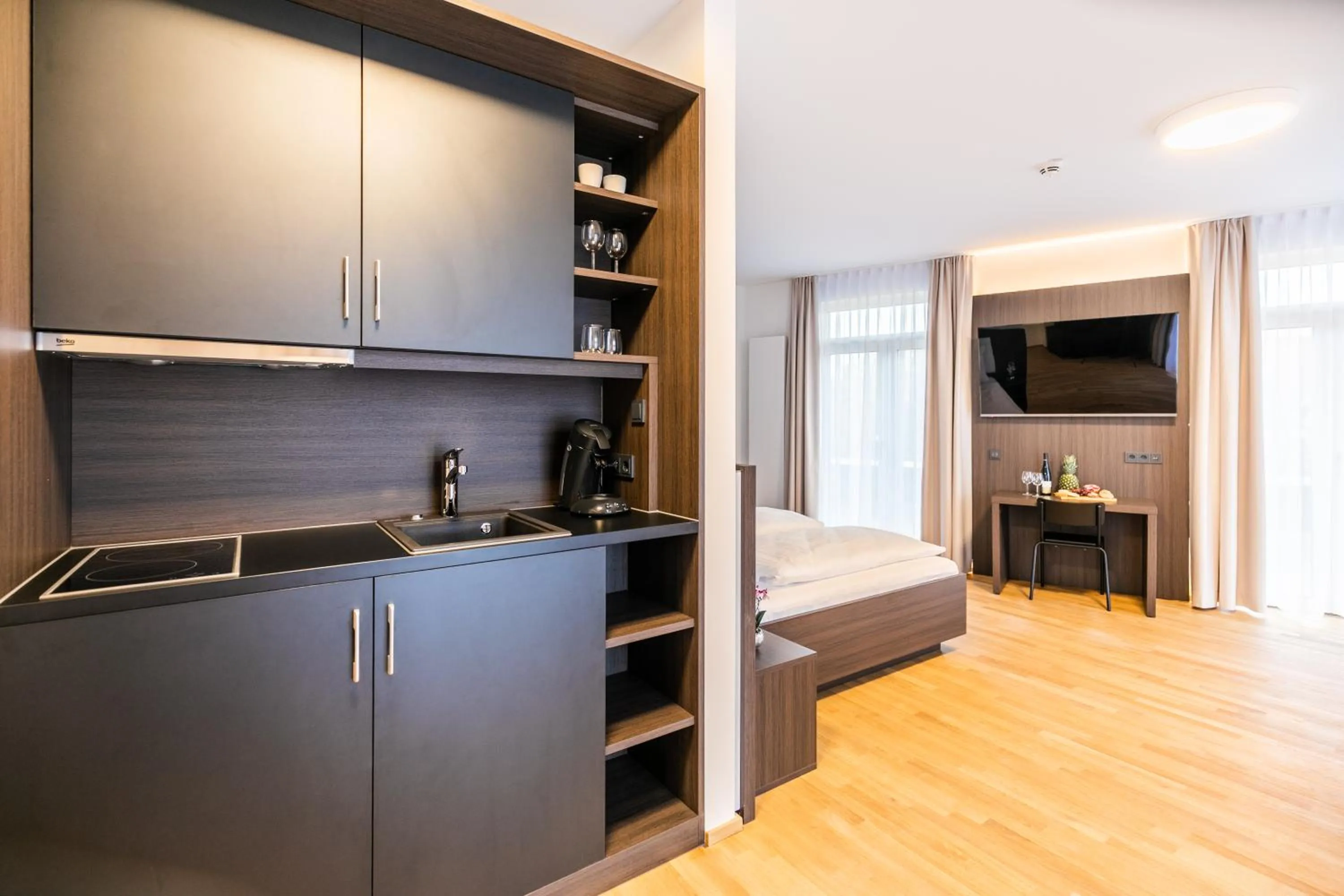 Kitchen or kitchenette in GuestHouse Speyer