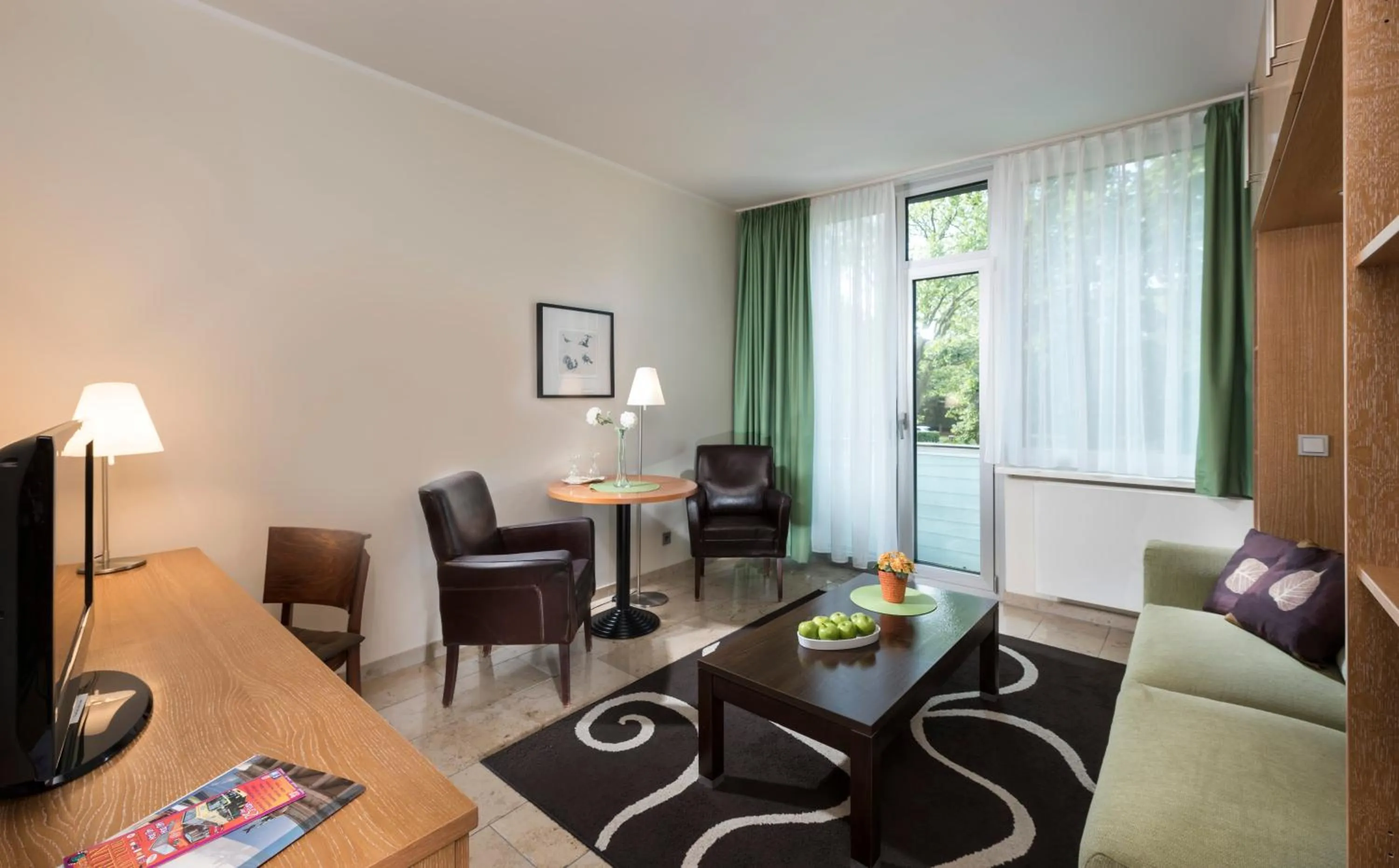 Living room, Seating Area in Michels Apart Hotel Berlin