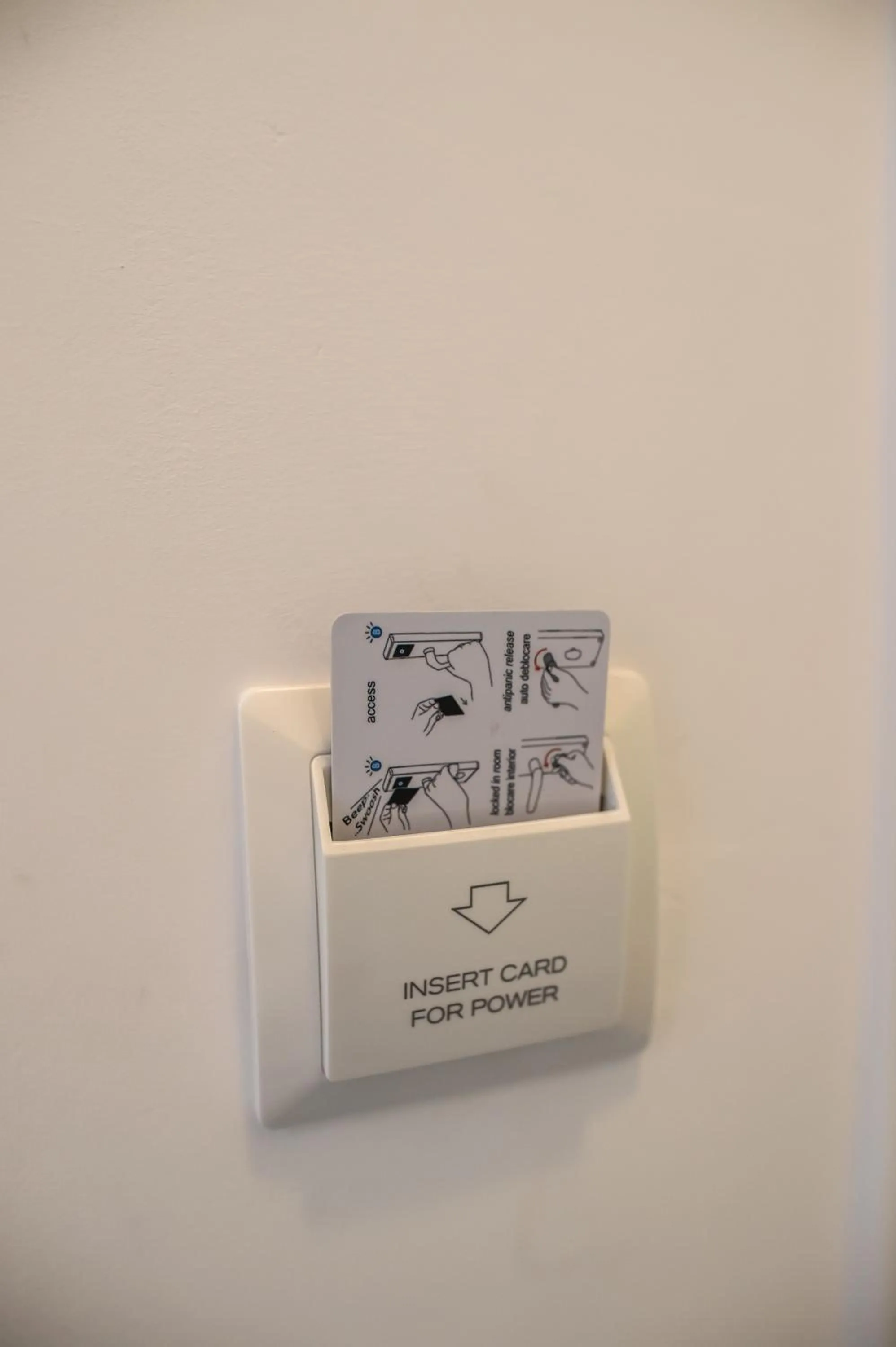 Logo/Certificate/Sign in Hotel Tadora