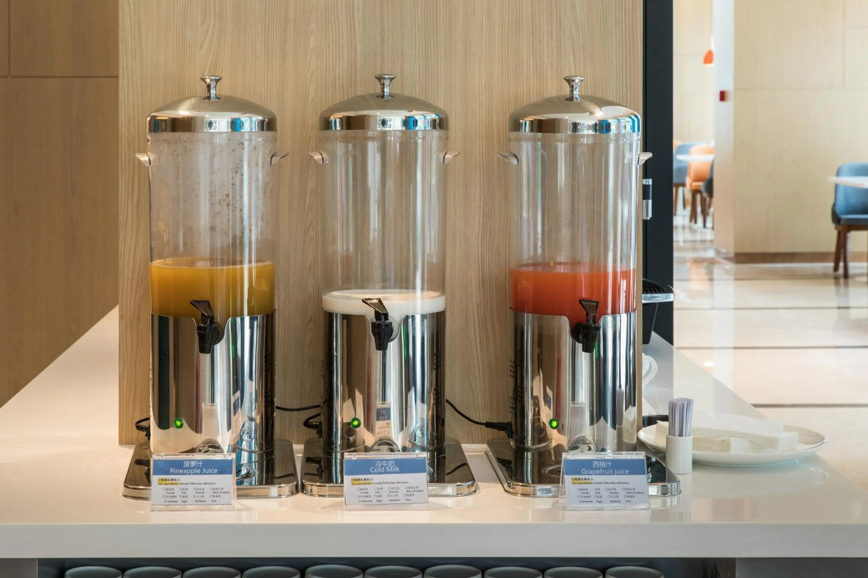 Breakfast in Holiday Inn Express Shenzhen Haiyuan City by IHG