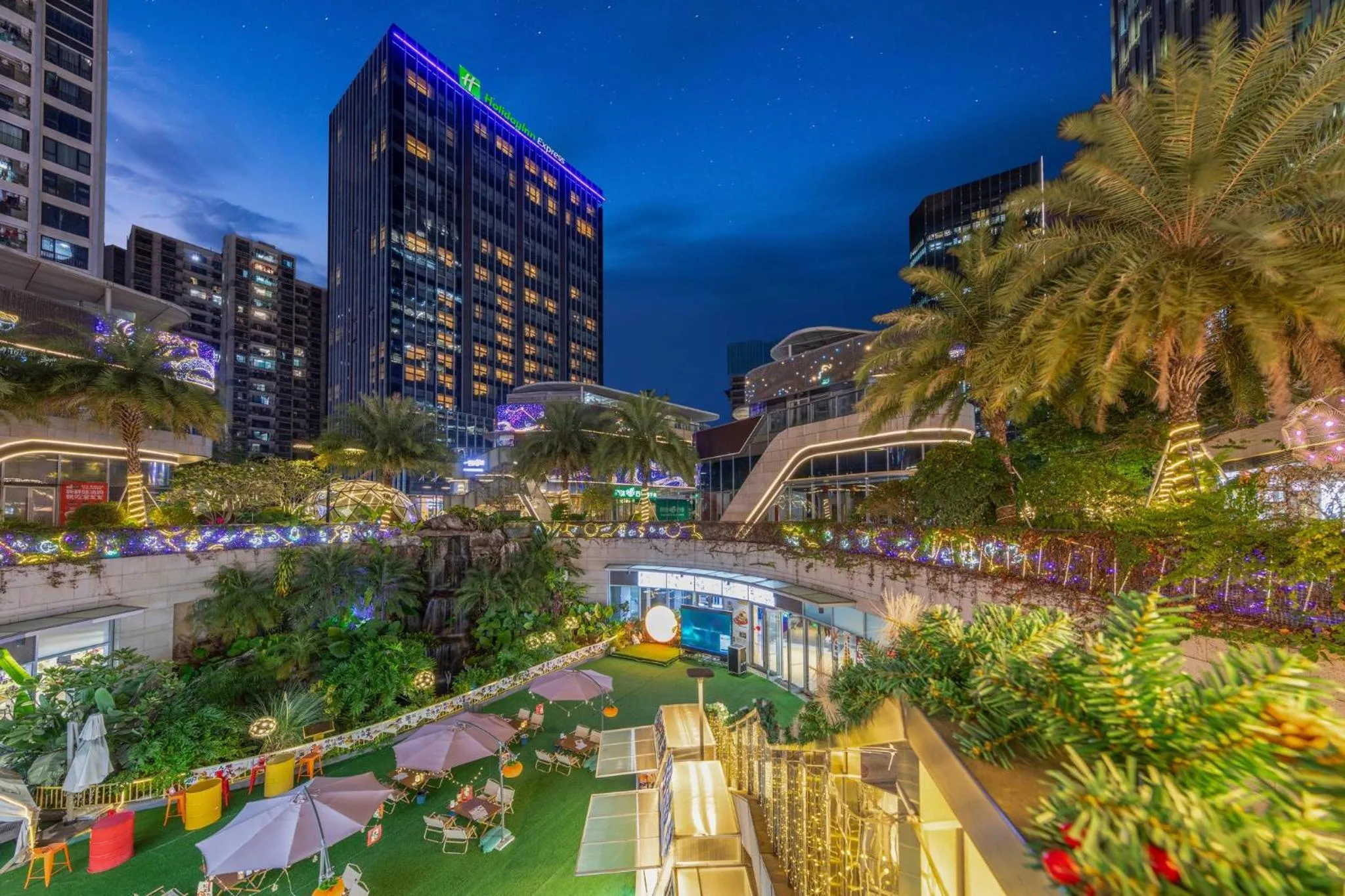 Property building in Holiday Inn Express Shenzhen Haiyuan City by IHG