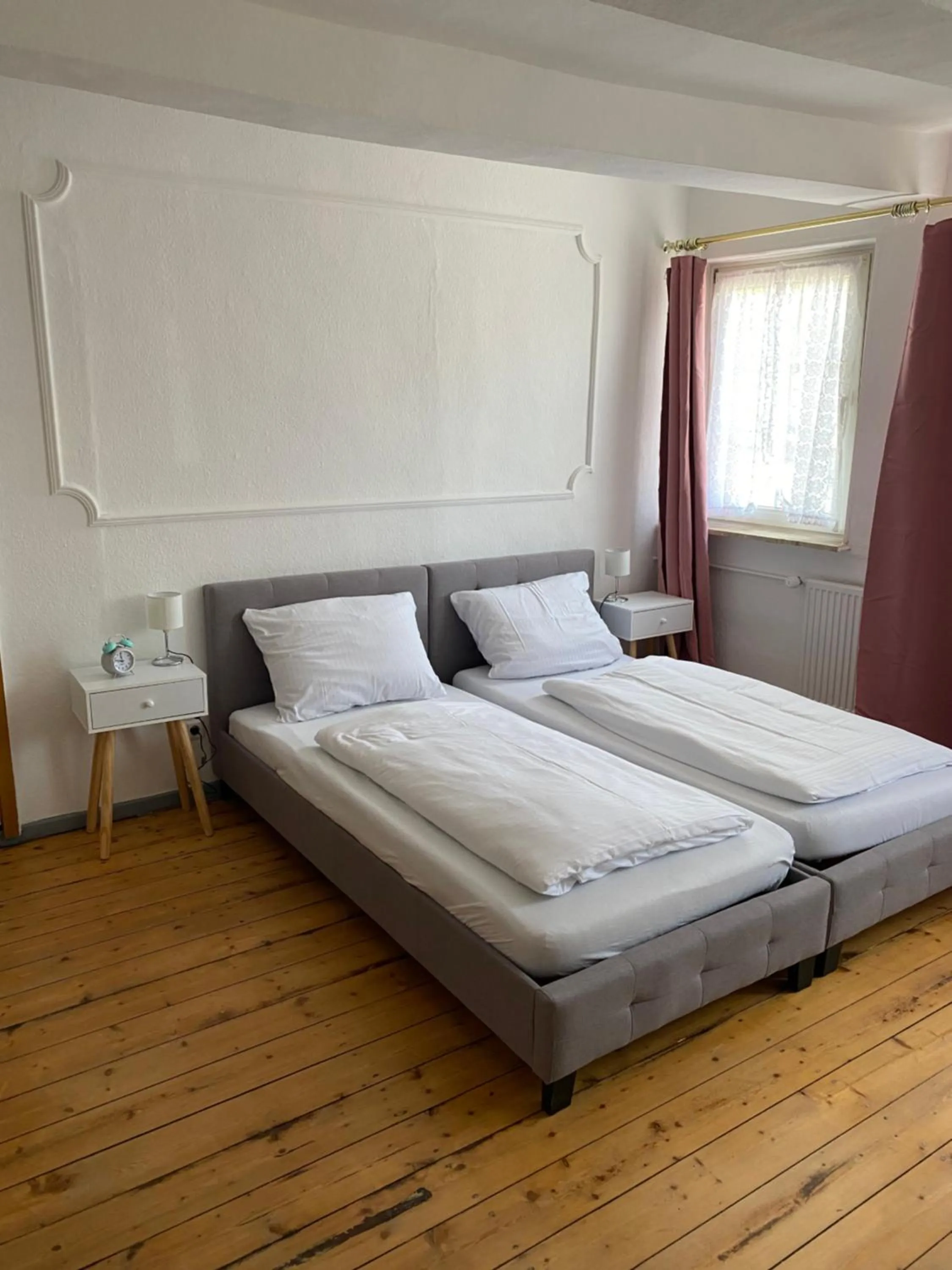 Decorative detail, Bed in Sonntags Hotel