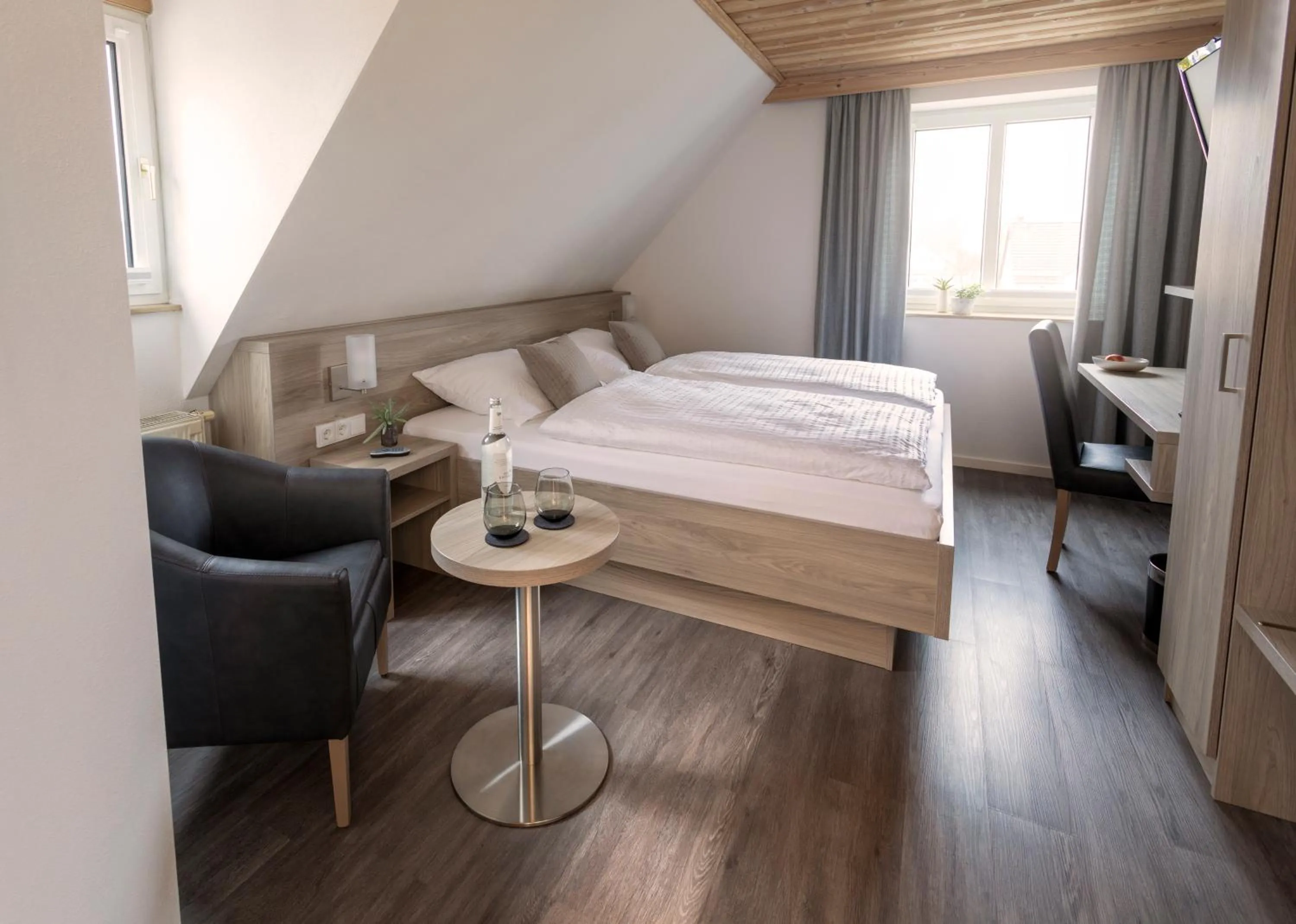 Bedroom, Bed in Hotel am Ludwigskanal