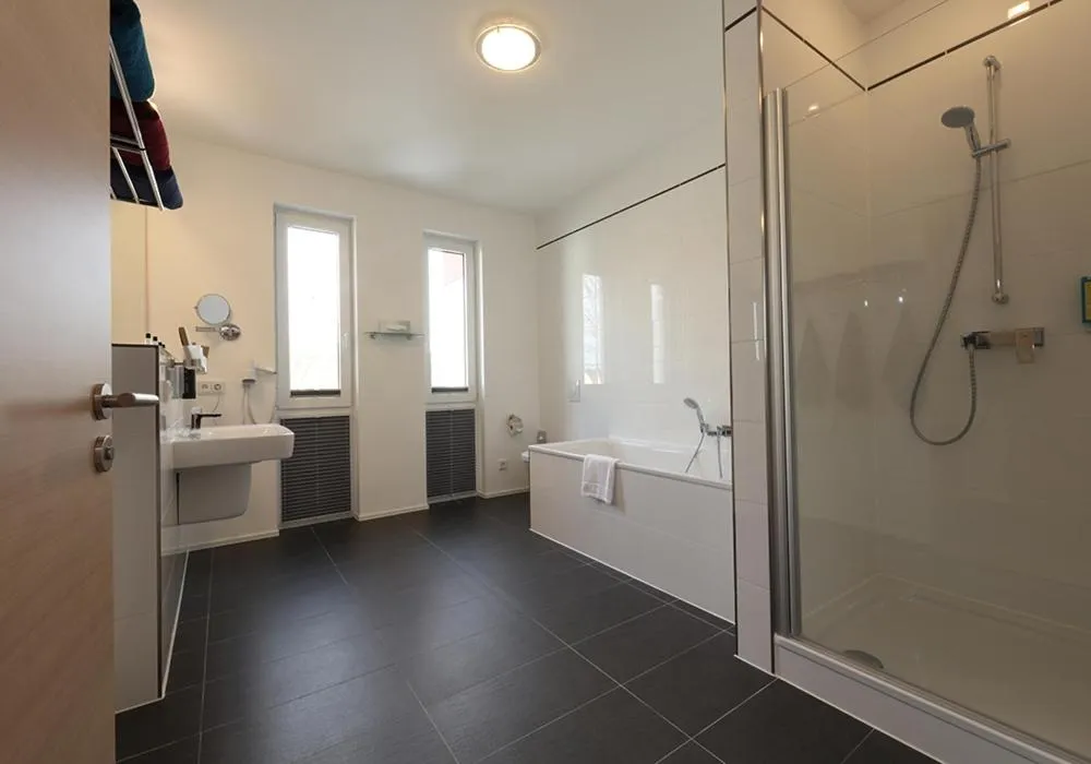 Bathroom in The Lakeside - Burghotel zu Strausberg