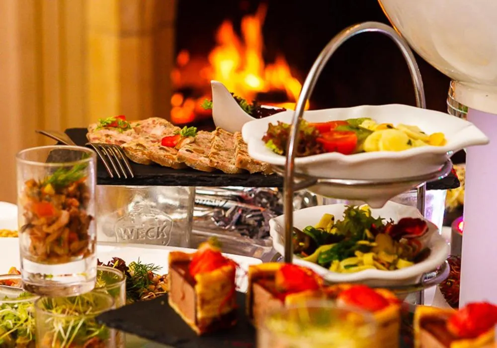 Food in The Lakeside - Burghotel zu Strausberg