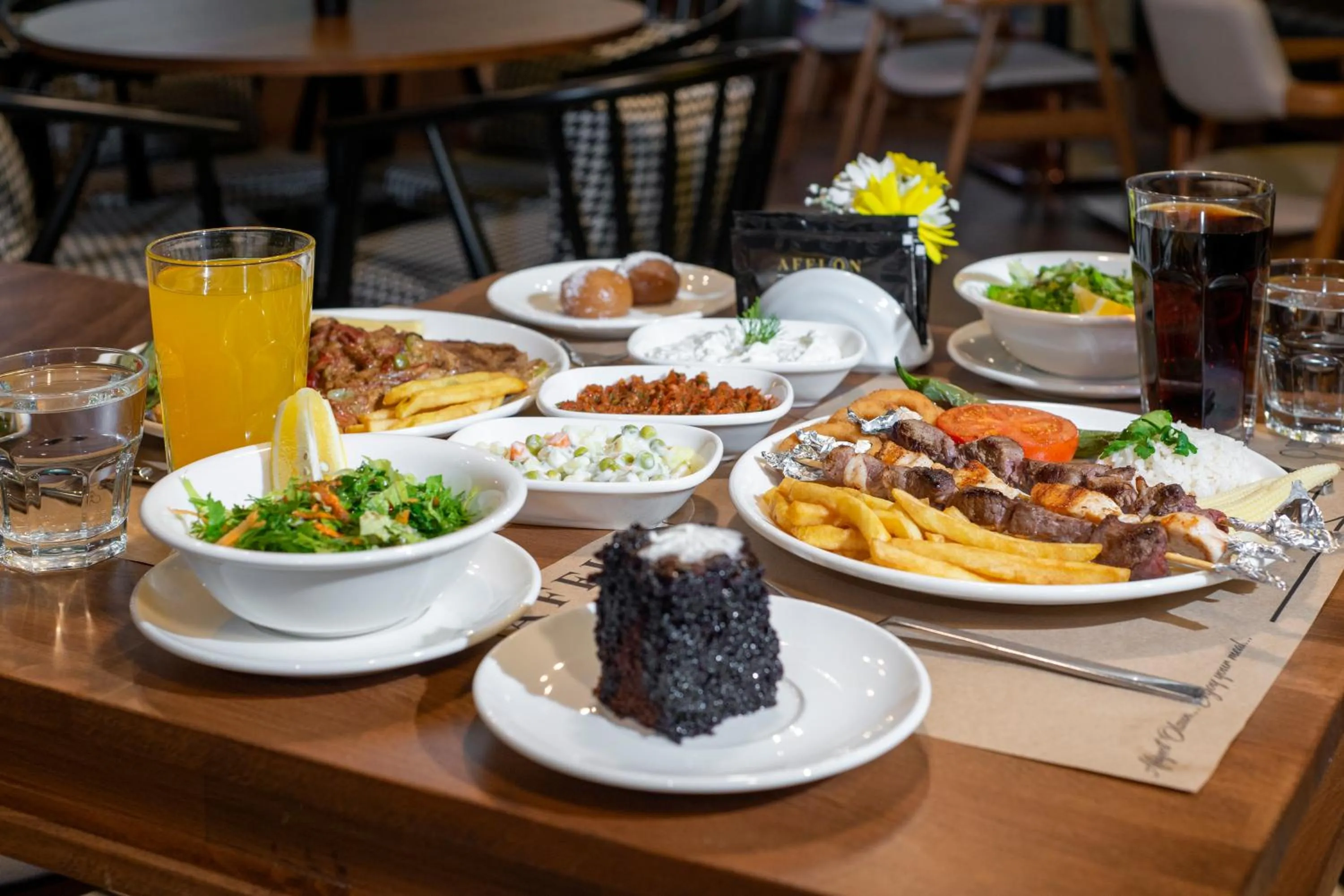 Restaurant/places to eat in Afflon Hotels Loft City