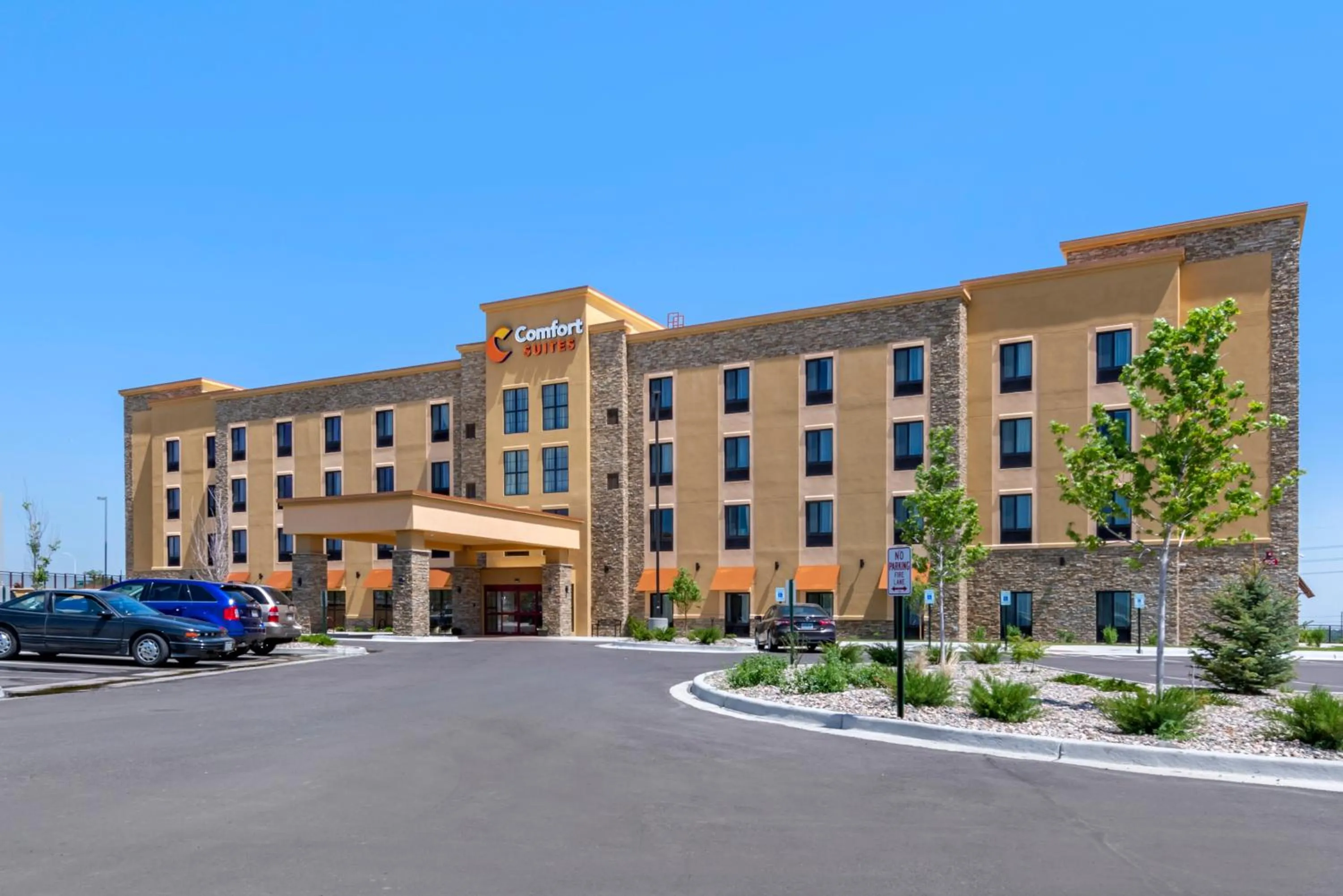 Property building in Comfort Suites Broomfield-Boulder-Interlocken