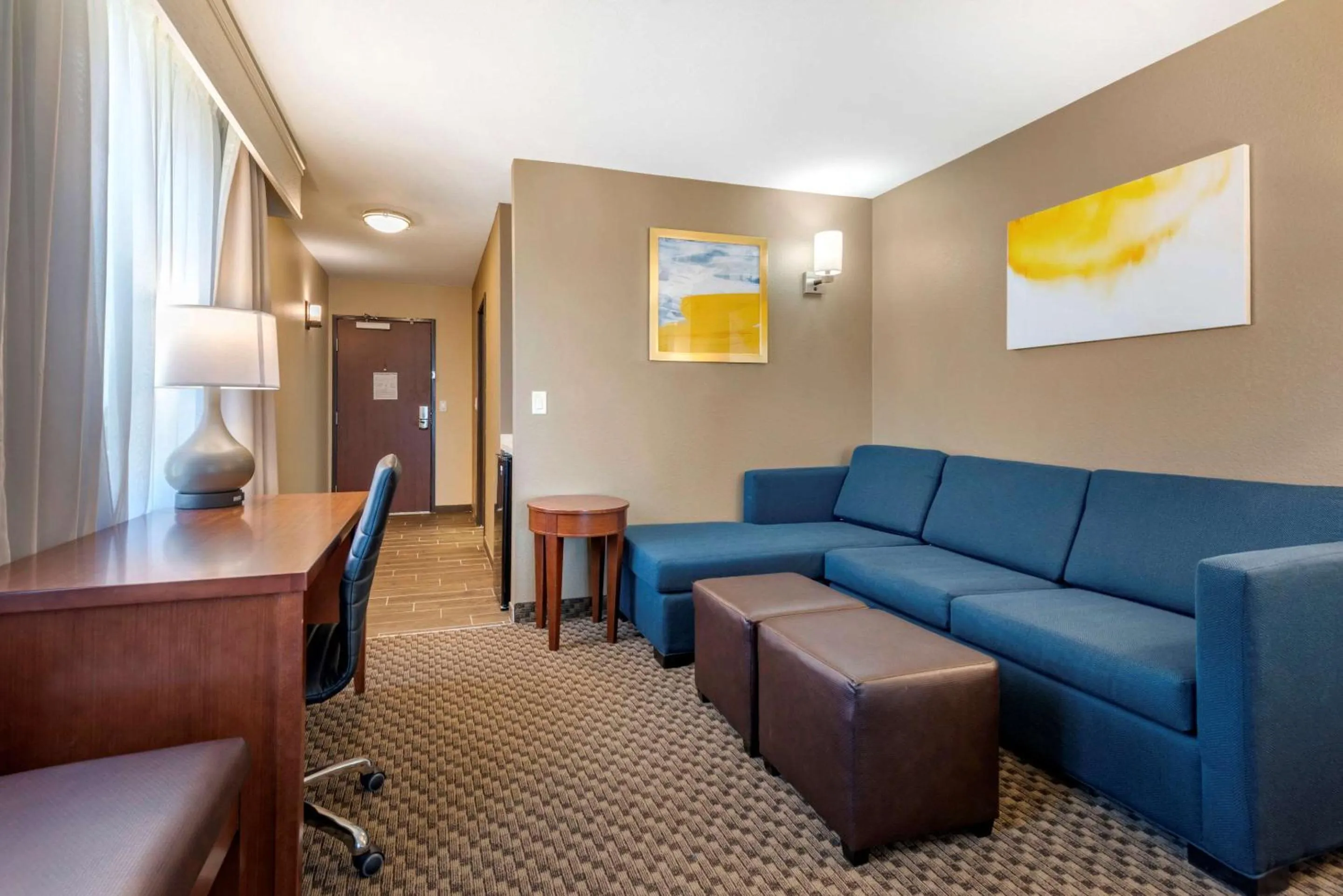 Bedroom in Comfort Suites Broomfield-Boulder-Interlocken
