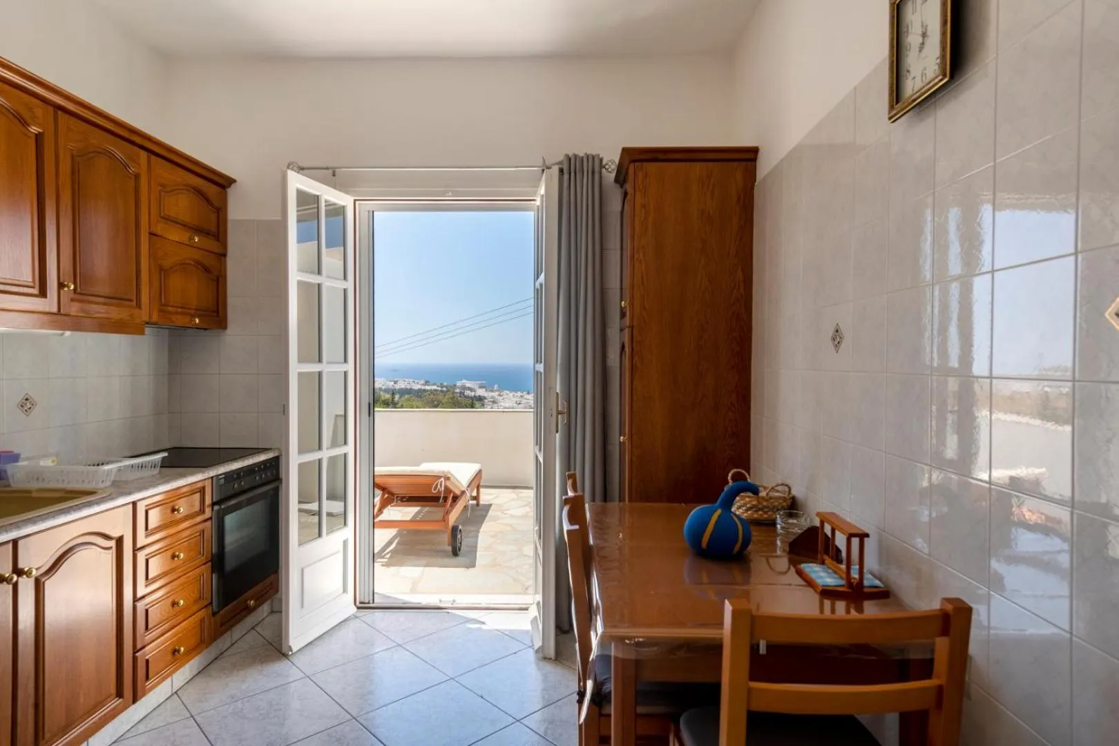 Kitchen or kitchenette in Panoramic View House