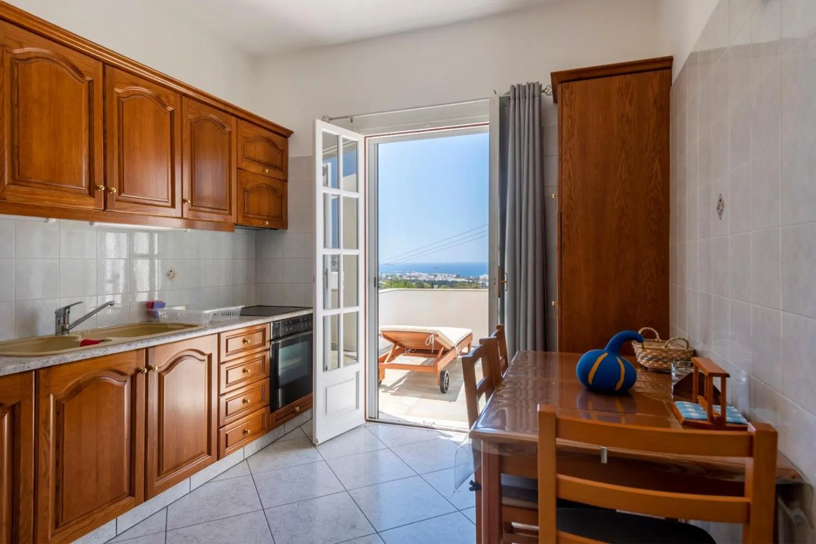 Kitchen or kitchenette in Panoramic View House
