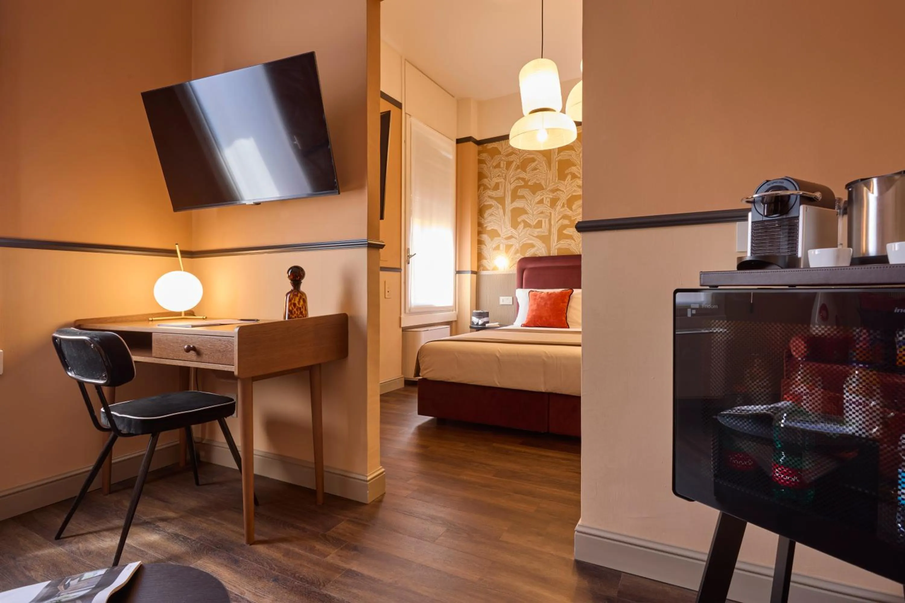 TV and multimedia, Bed in LUMERA STAY - Solferino