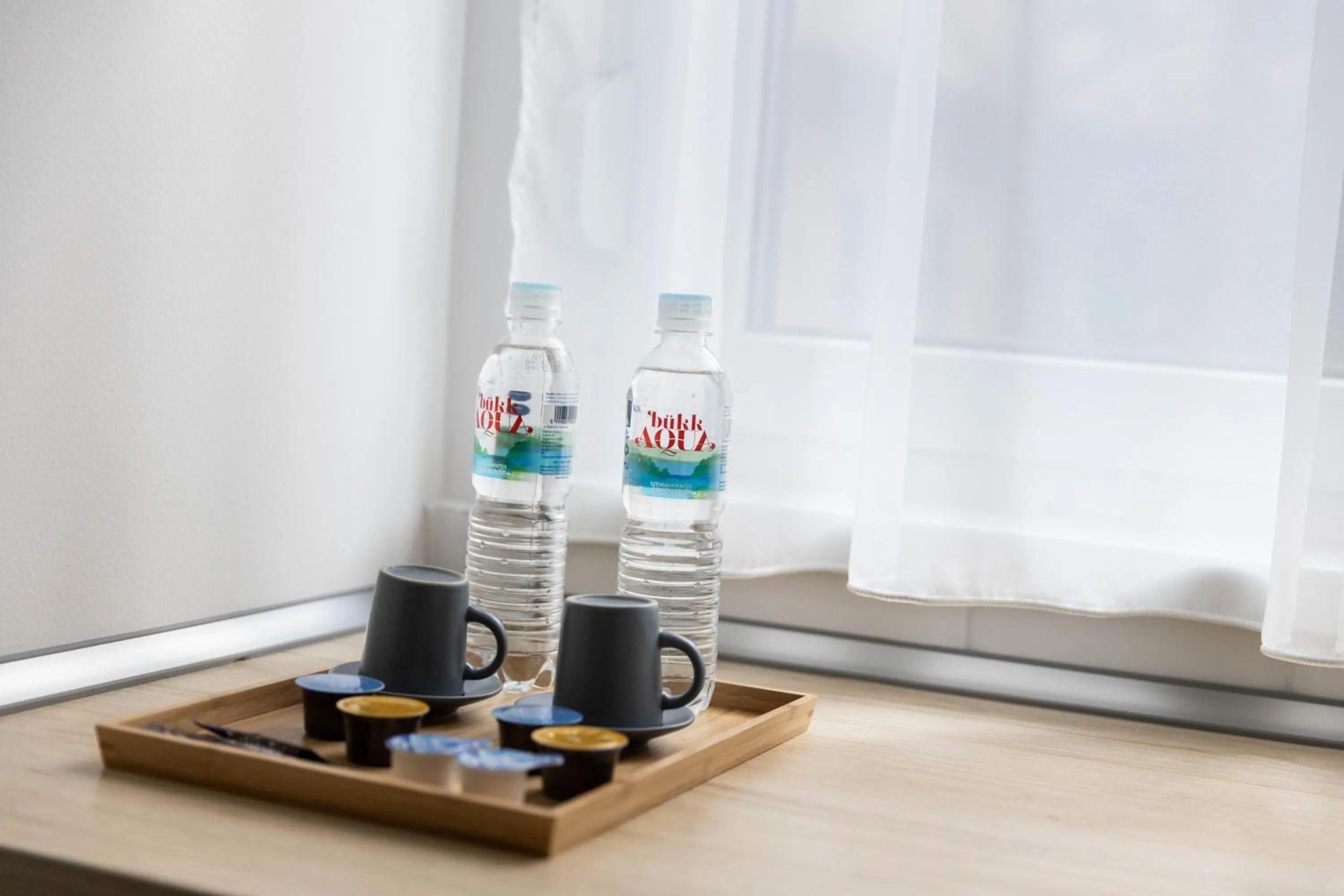 Coffee/tea facilities in Roomstore Studio Apartments