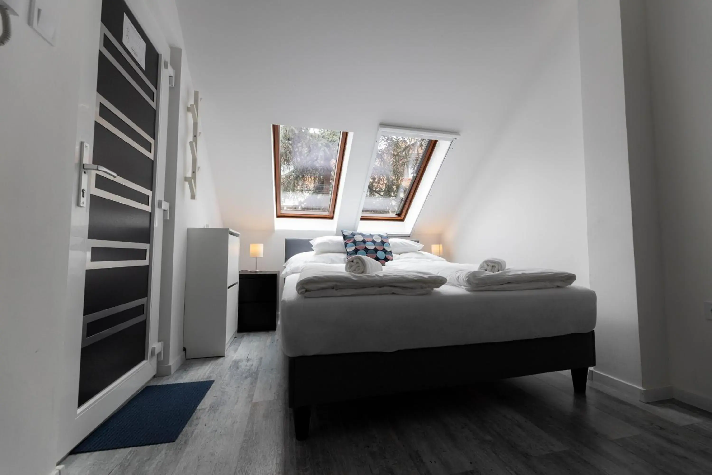 Standard Apartment - single occupancy in Roomstore Studio Apartments Standard Apartment - single occupancy in Roomstore Studio Apartments