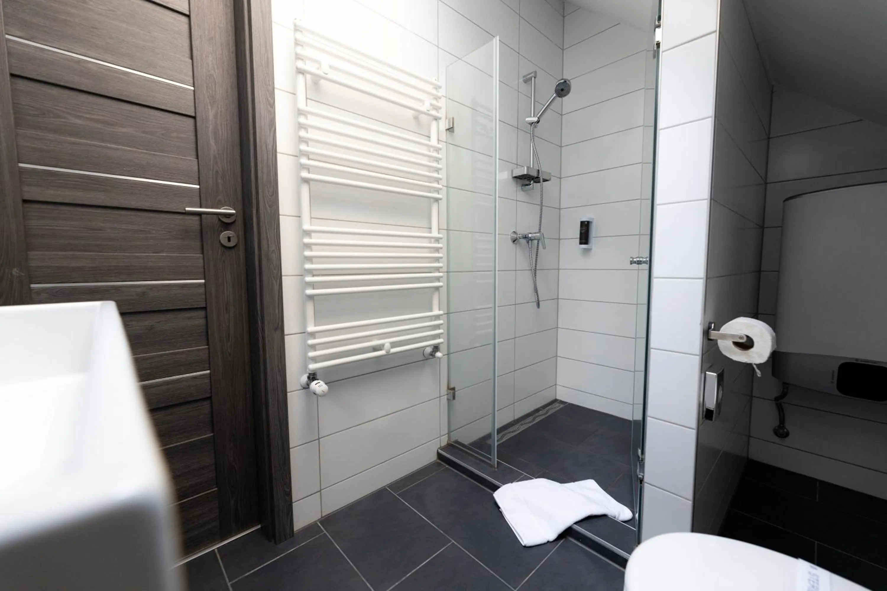 Bathroom in Roomstore Studio Apartments