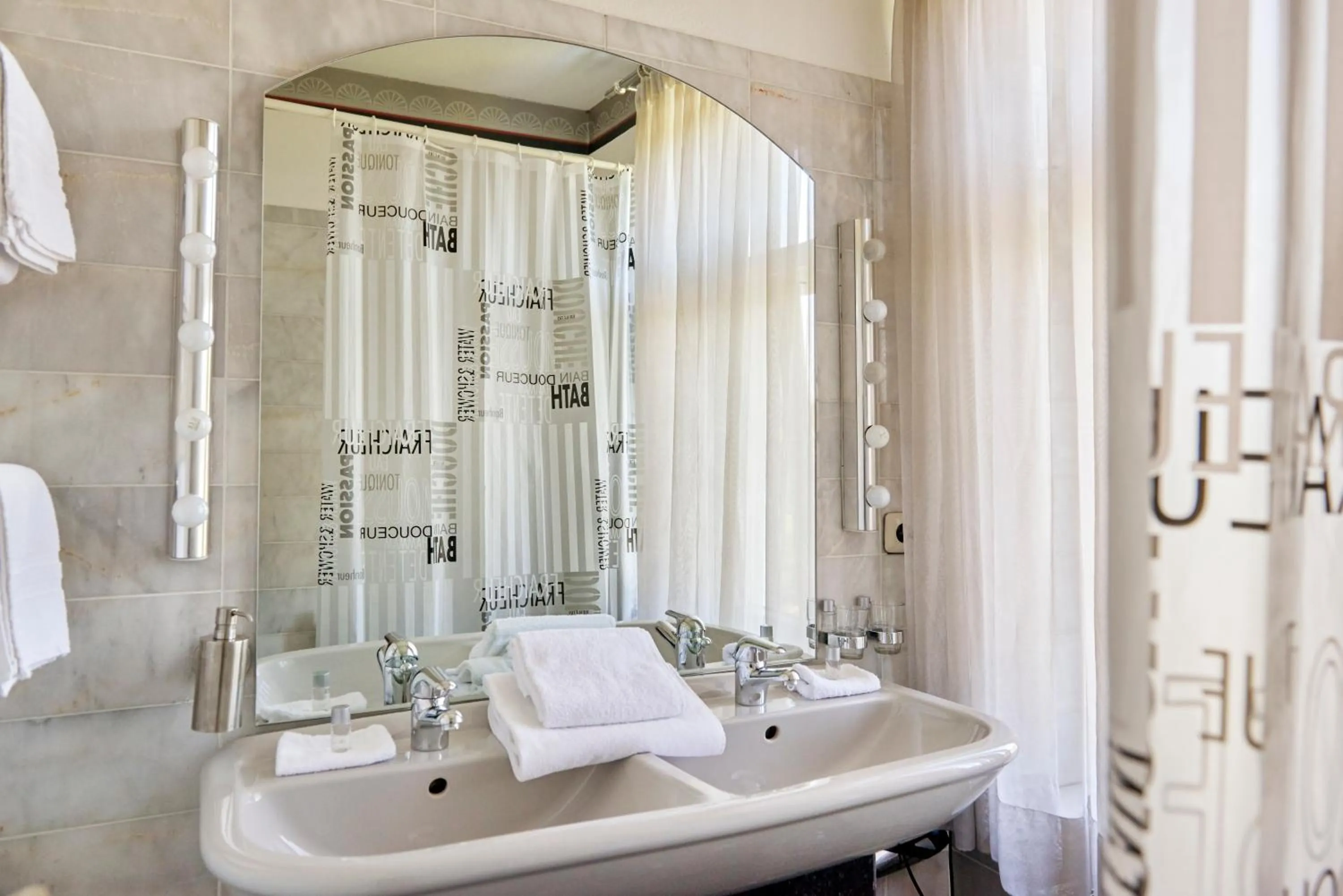 Bathroom in Design-Hotel Zur Abtei