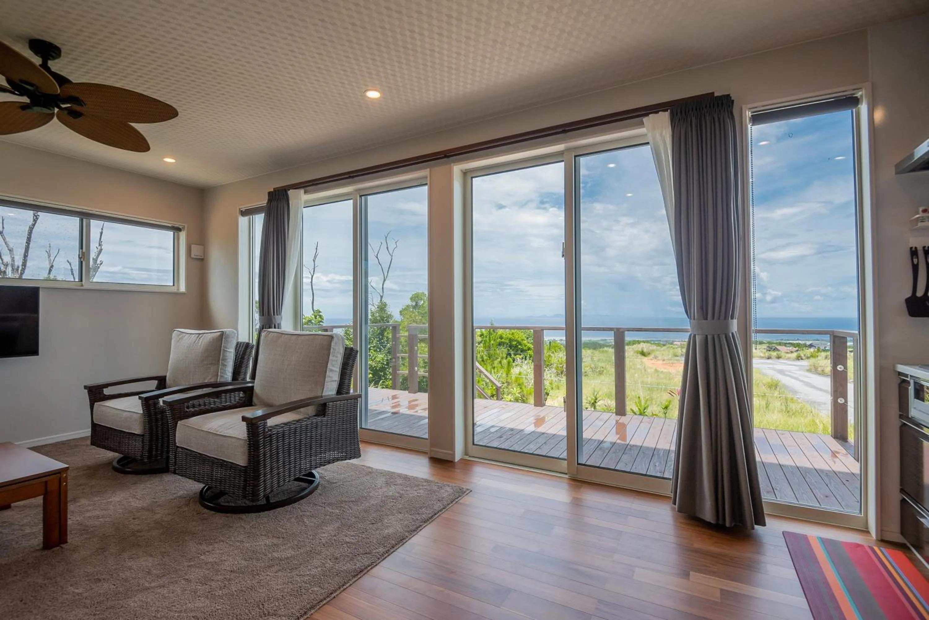 Living room in MAKAI green