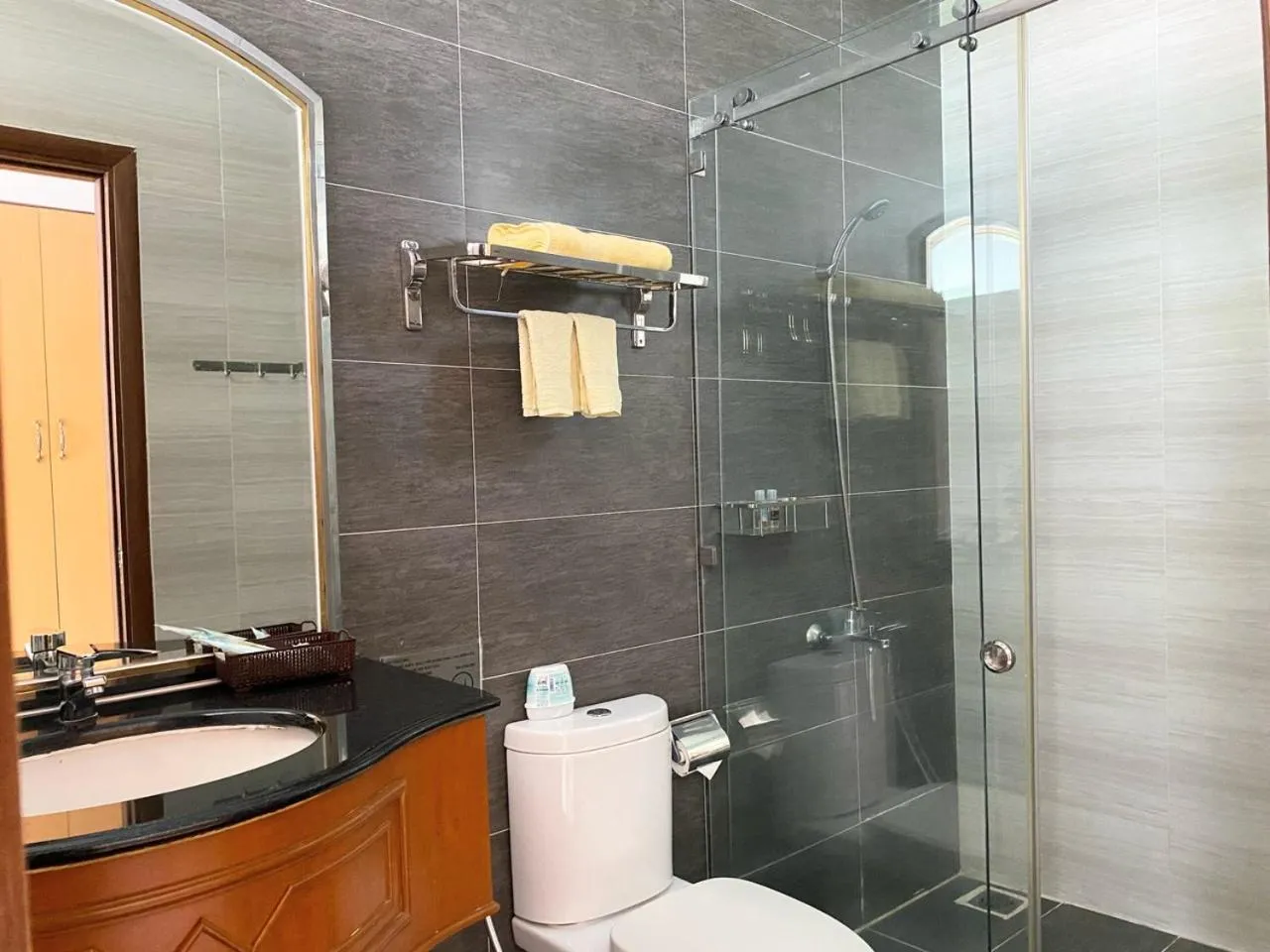 Shower in Conson Hotel