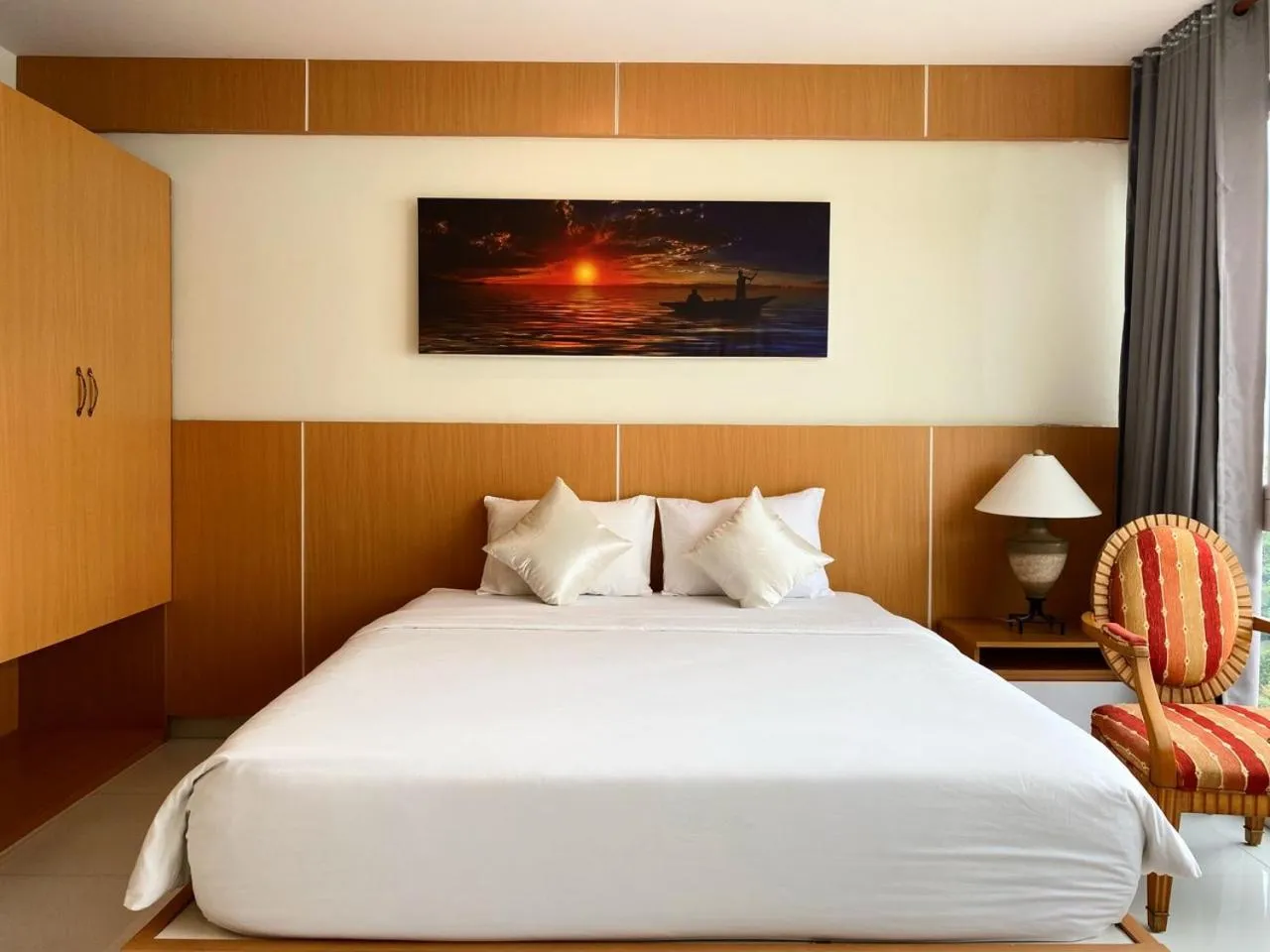 Bedroom, Bed in Conson Hotel