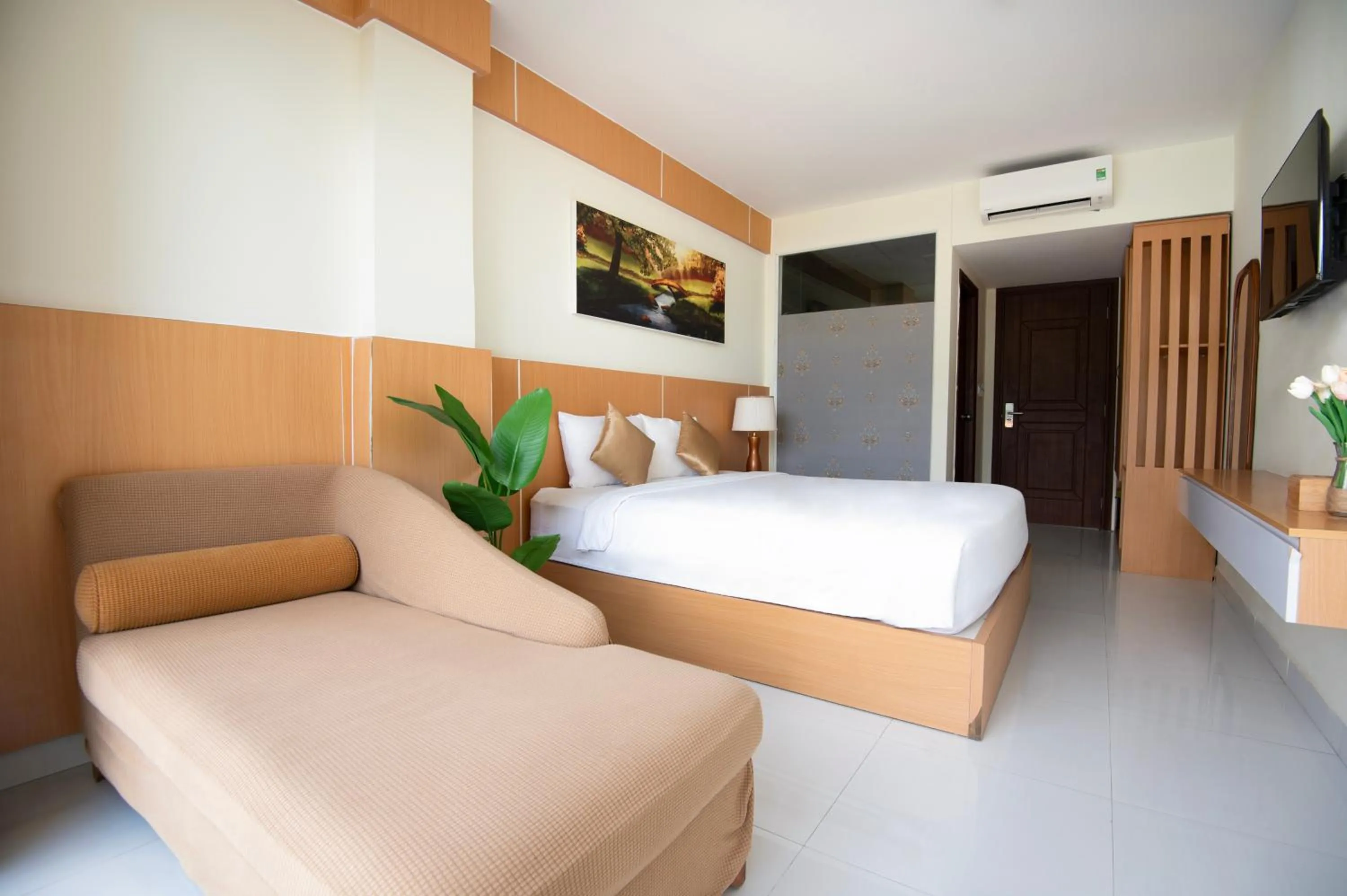 Bedroom, Bed in Conson Hotel