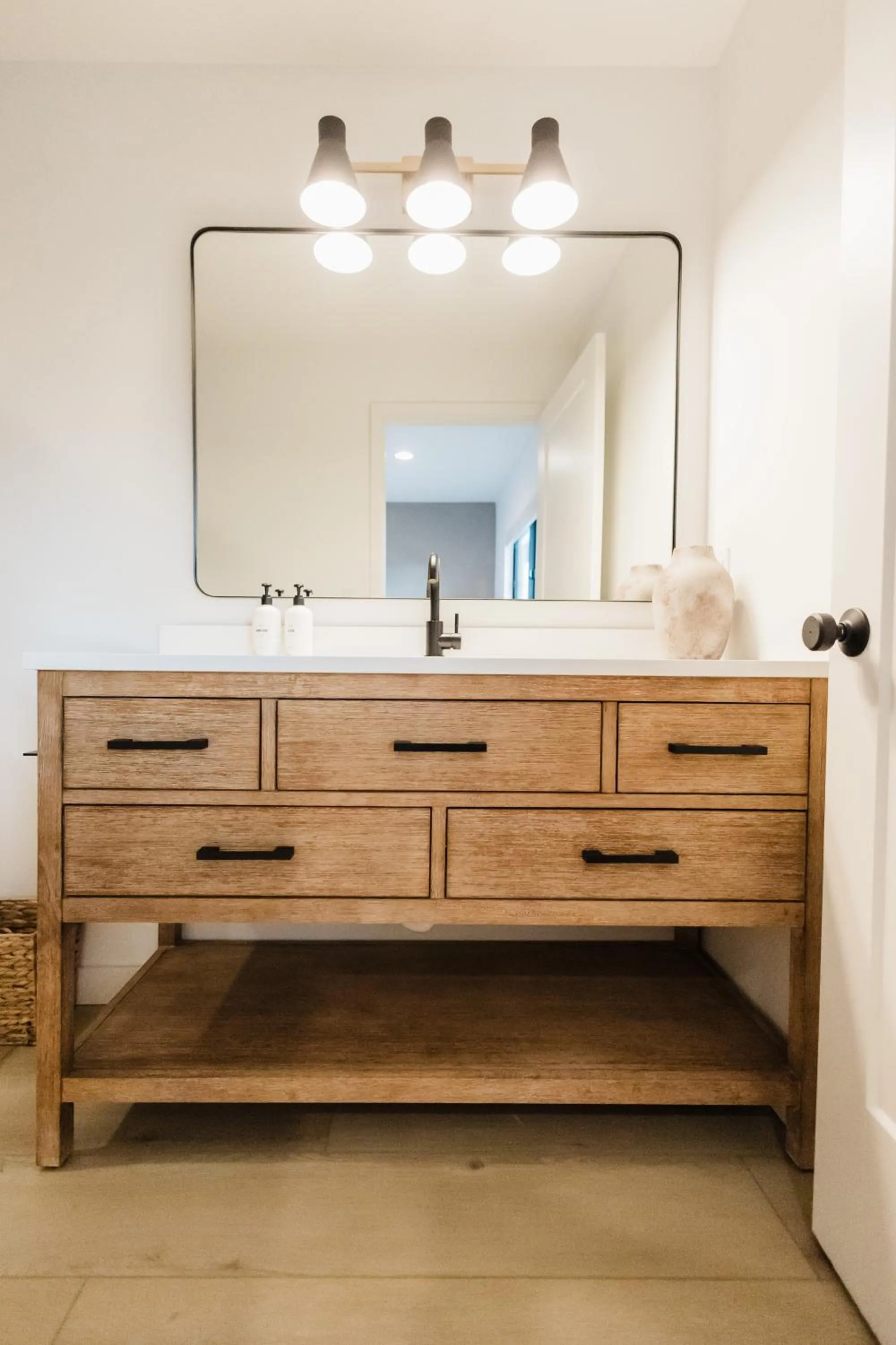 Bathroom in Wonderstone at Glacier