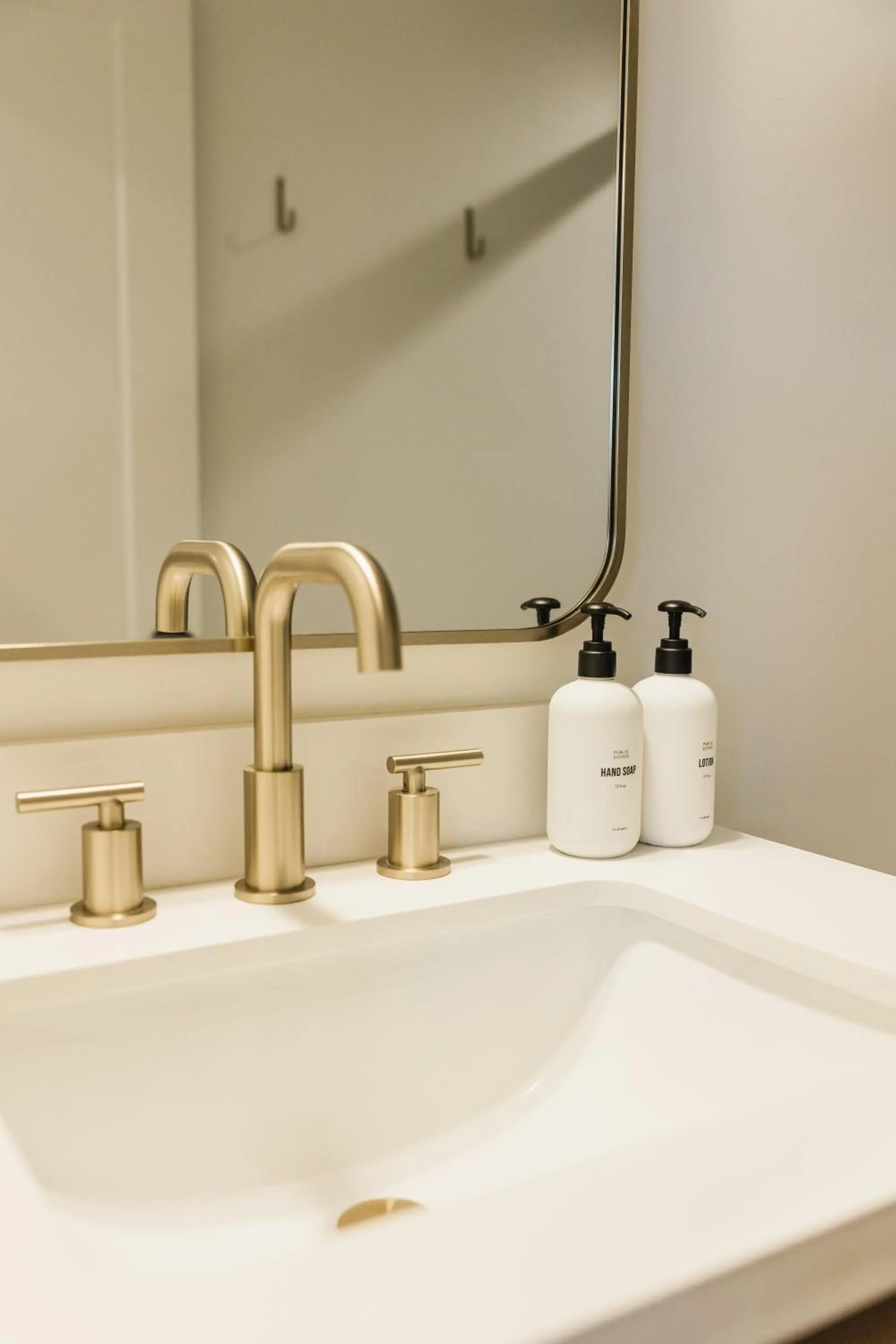 Bathroom in Wonderstone at Glacier