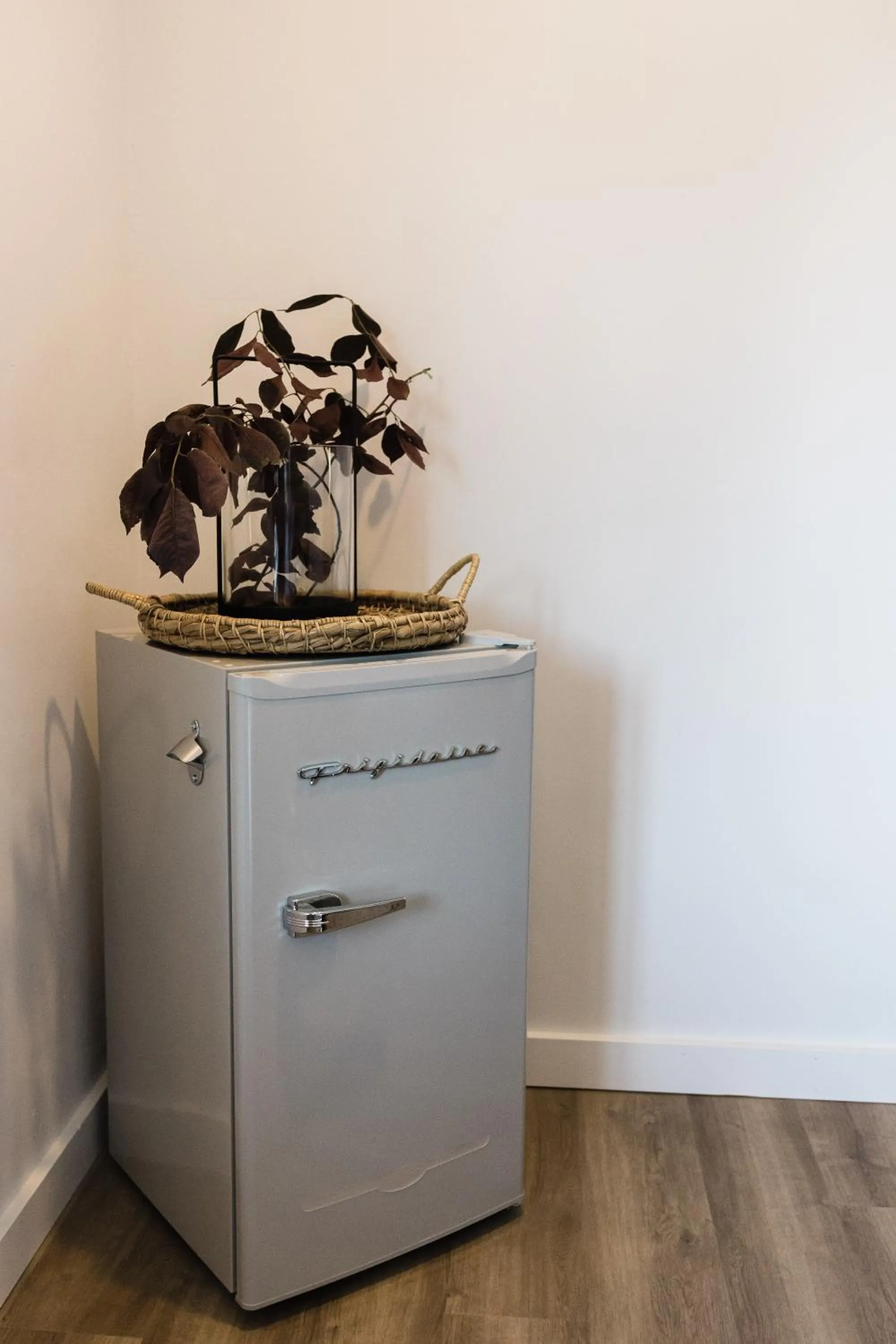 Kitchen or kitchenette in Wonderstone at Glacier