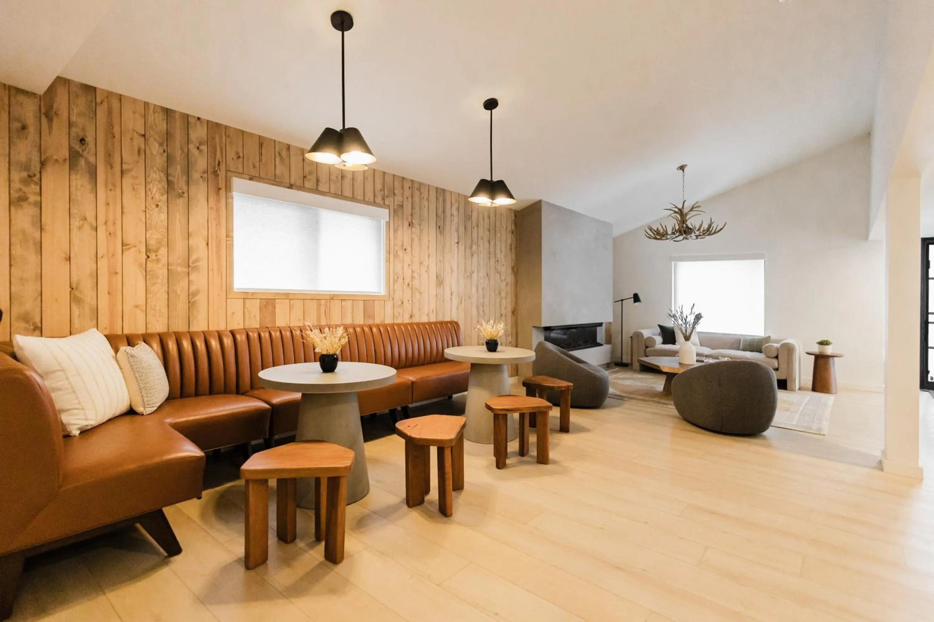 Seating area in Wonderstone at Glacier