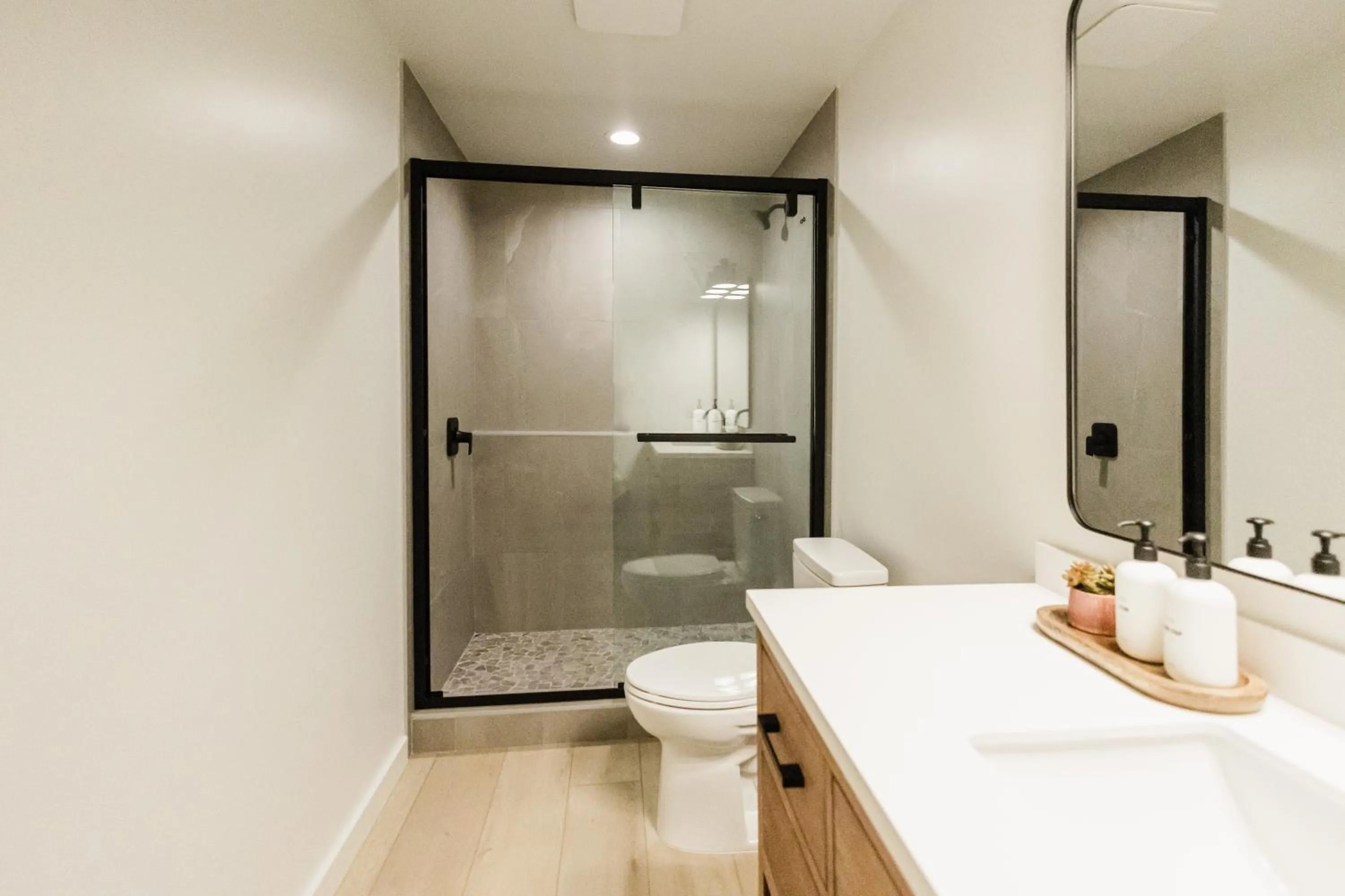 Shower in Wonderstone at Glacier