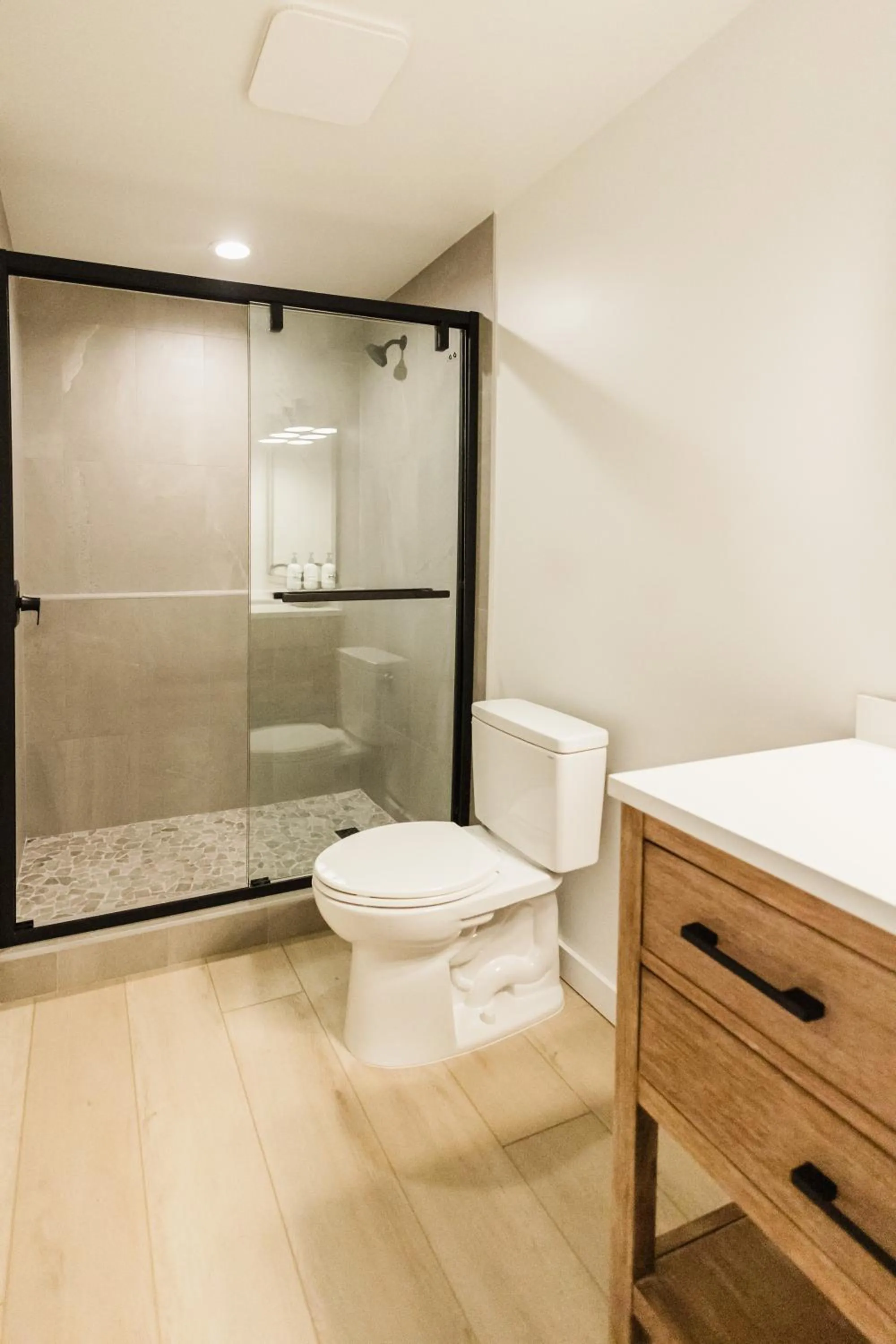 Shower in Wonderstone at Glacier