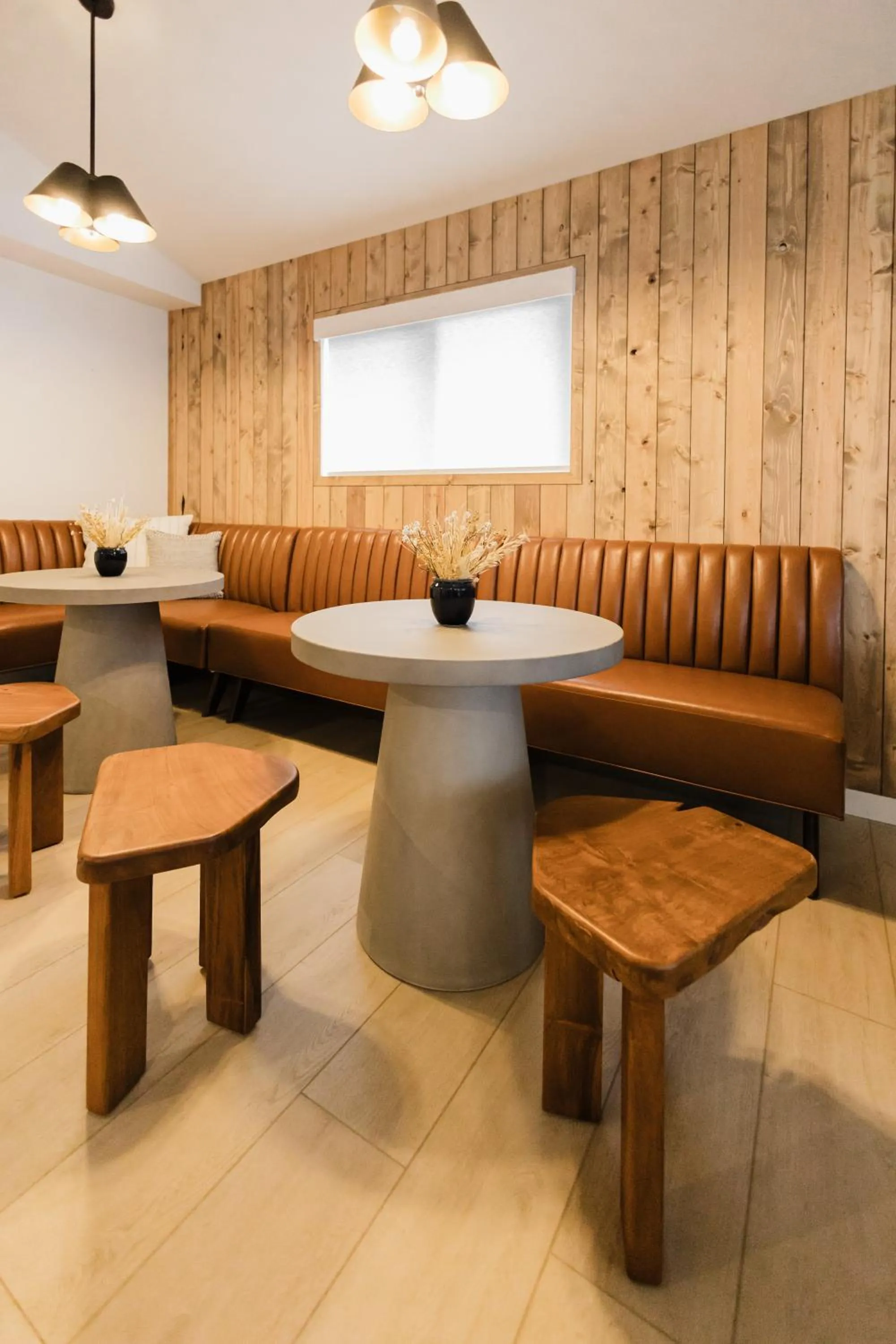 Seating area in Wonderstone at Glacier