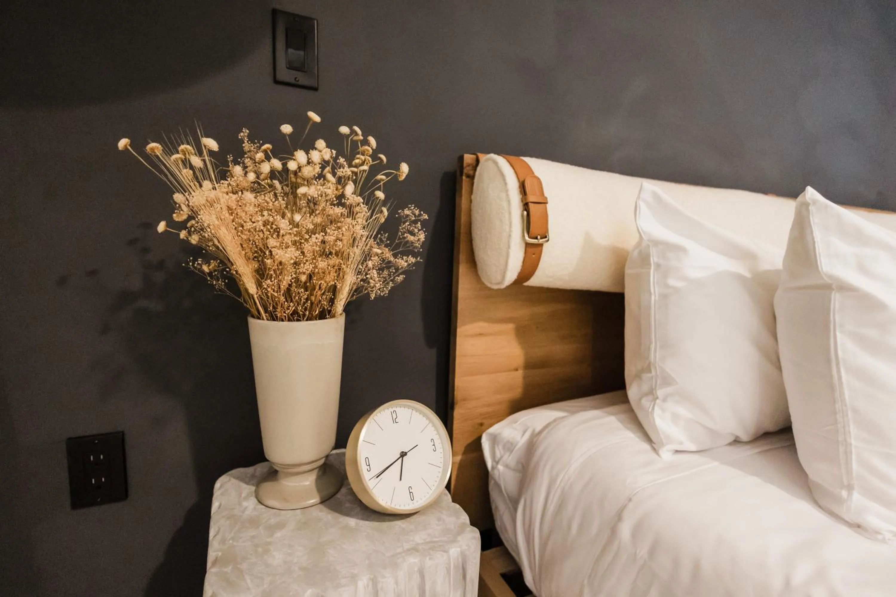 Bedroom, Bed in Wonderstone at Glacier