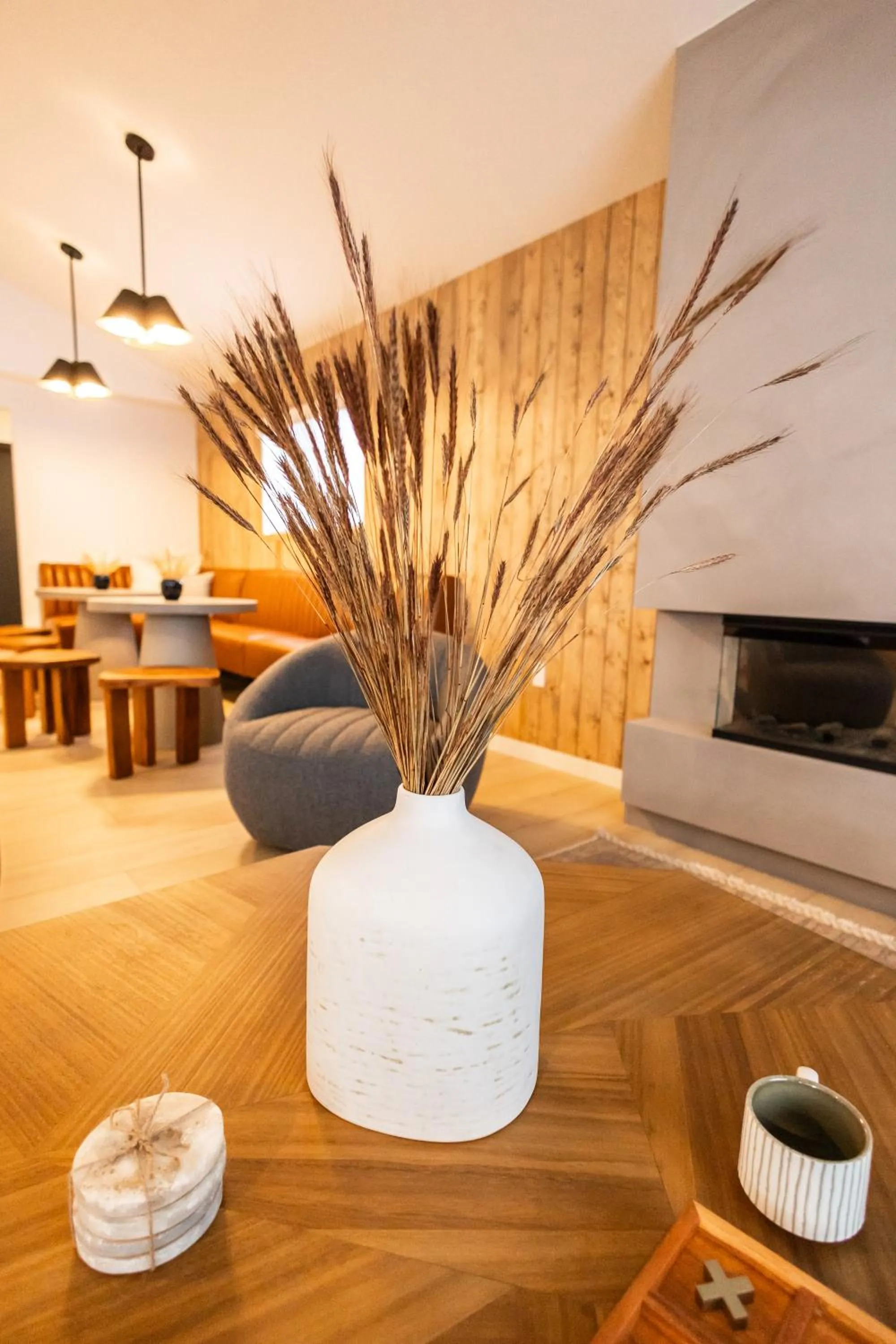 Seating area in Wonderstone at Glacier