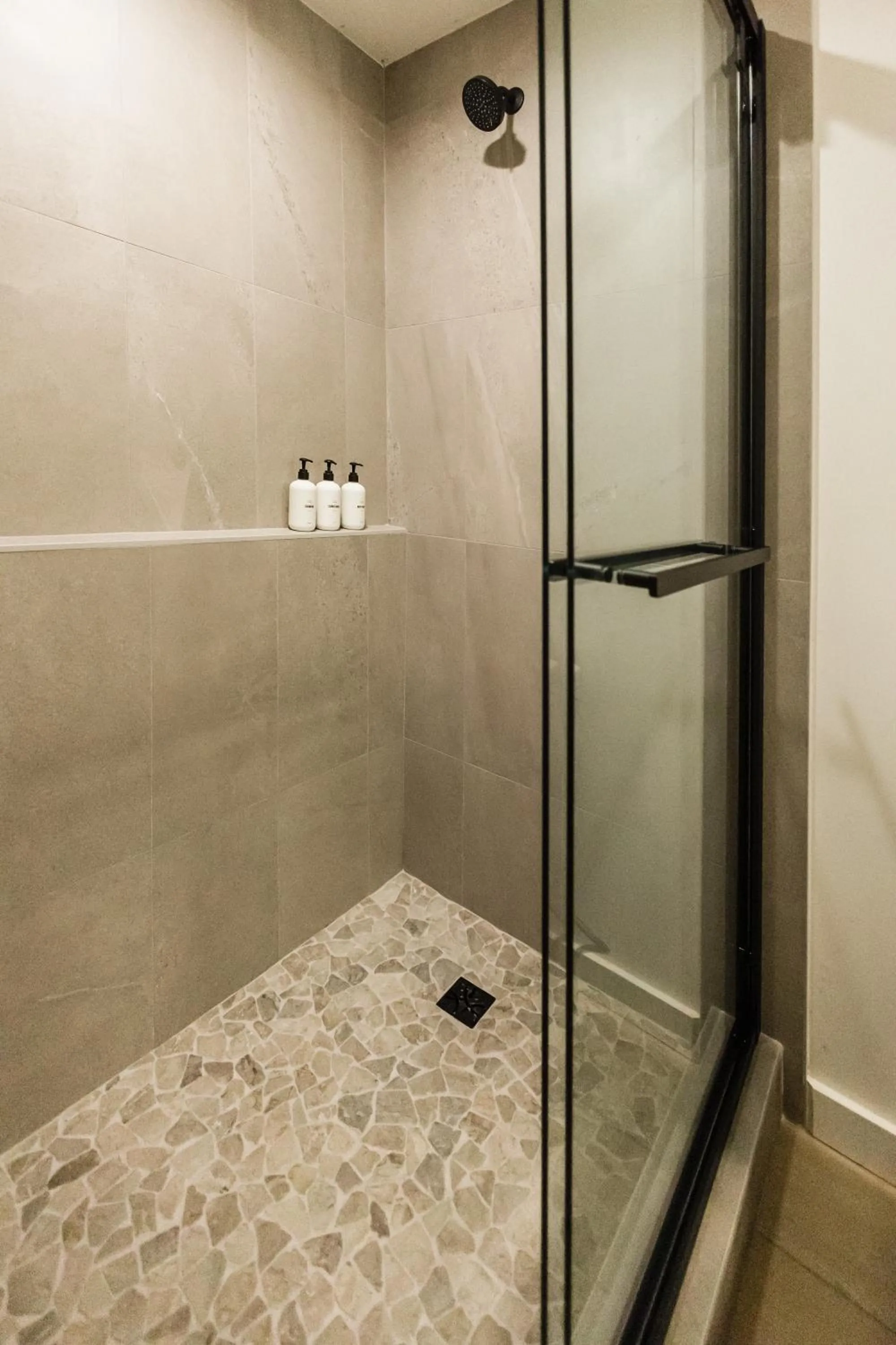 Shower in Wonderstone at Glacier