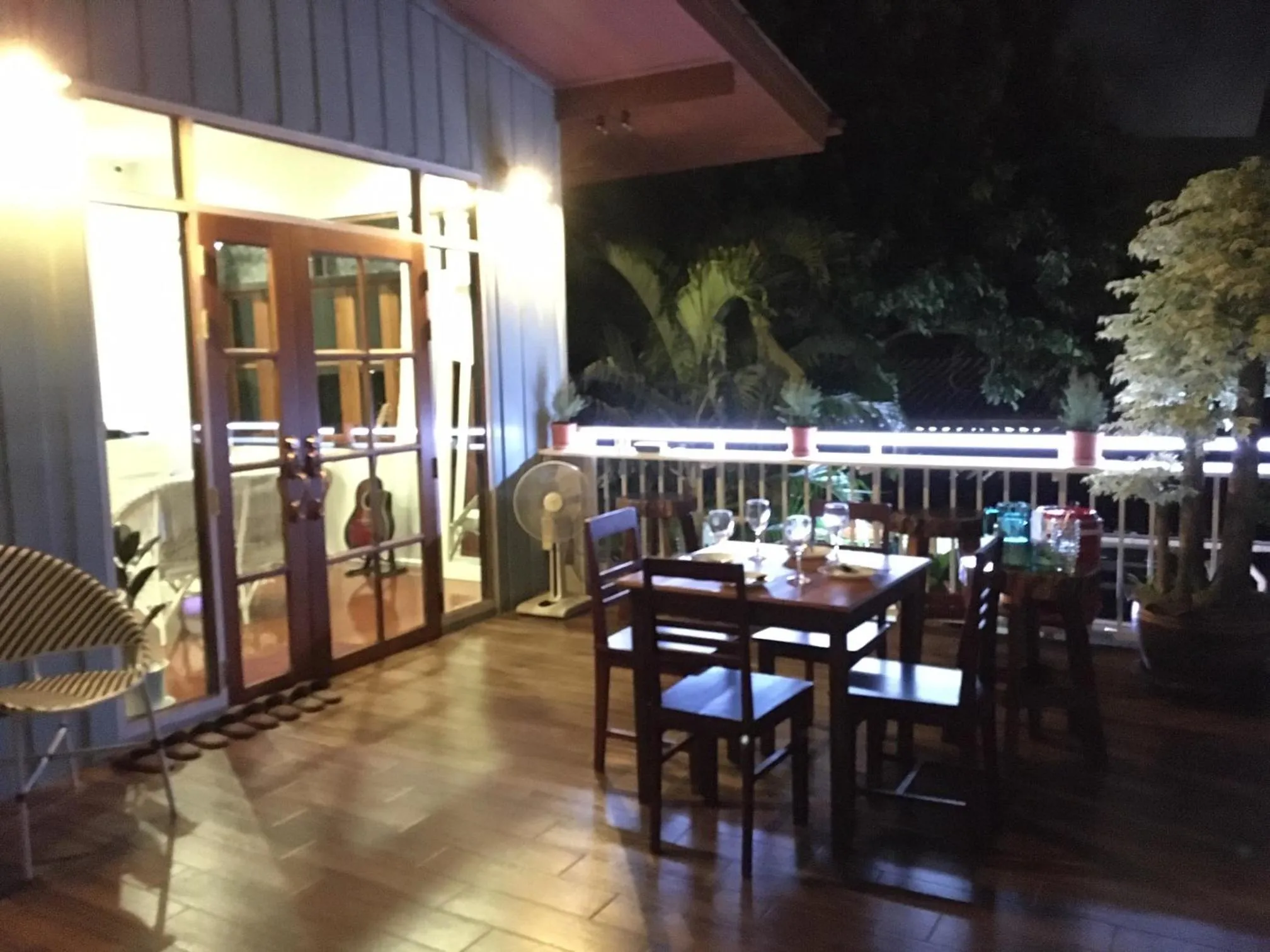 Restaurant/places to eat in Banya BnB ที่พักบ้านย่าบีแอนด์บี เมืองประจวบฯ