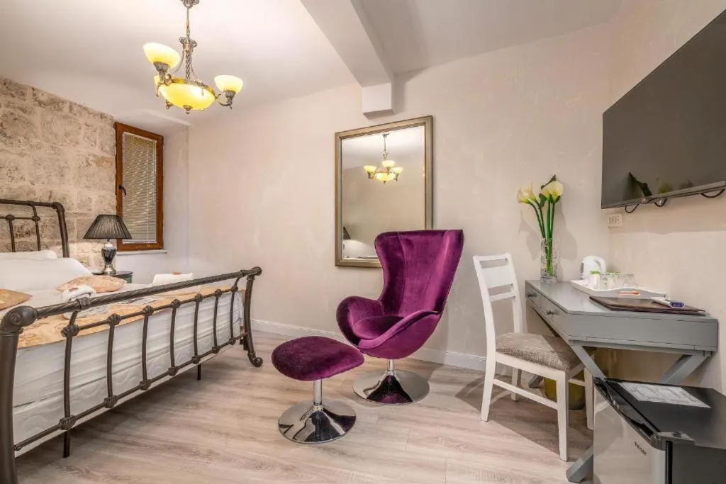 Bed in Historic Plaza Varos Split