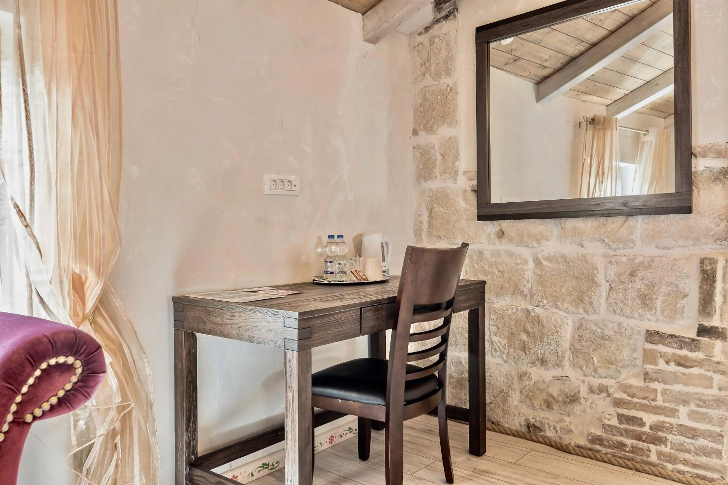 Bed in Historic Plaza Varos Split