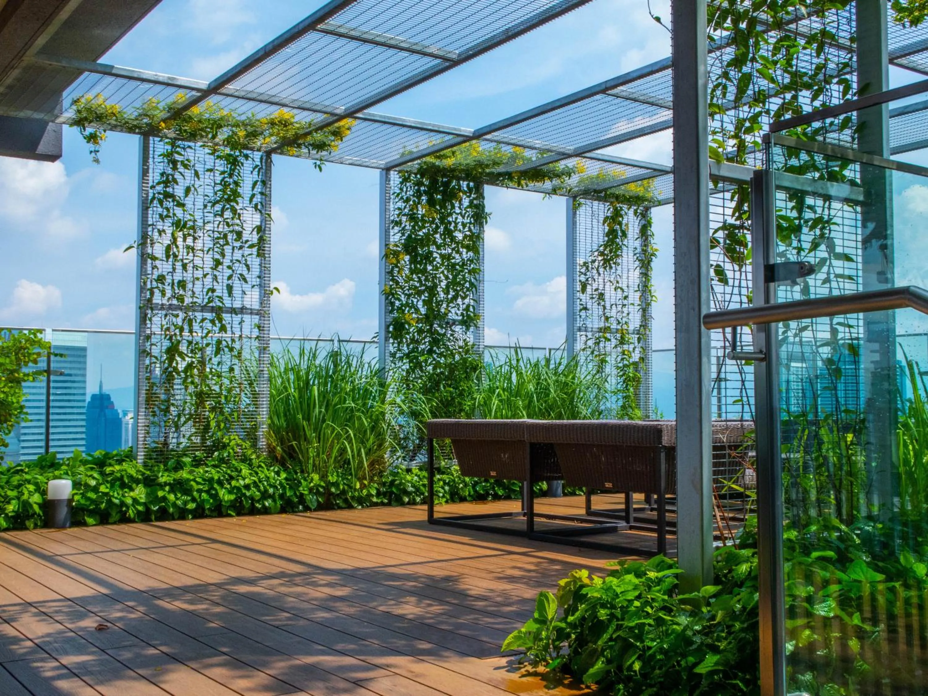 Garden in Ceylonz Suites KLCC Rooftop Infinity Pool KL Tower View